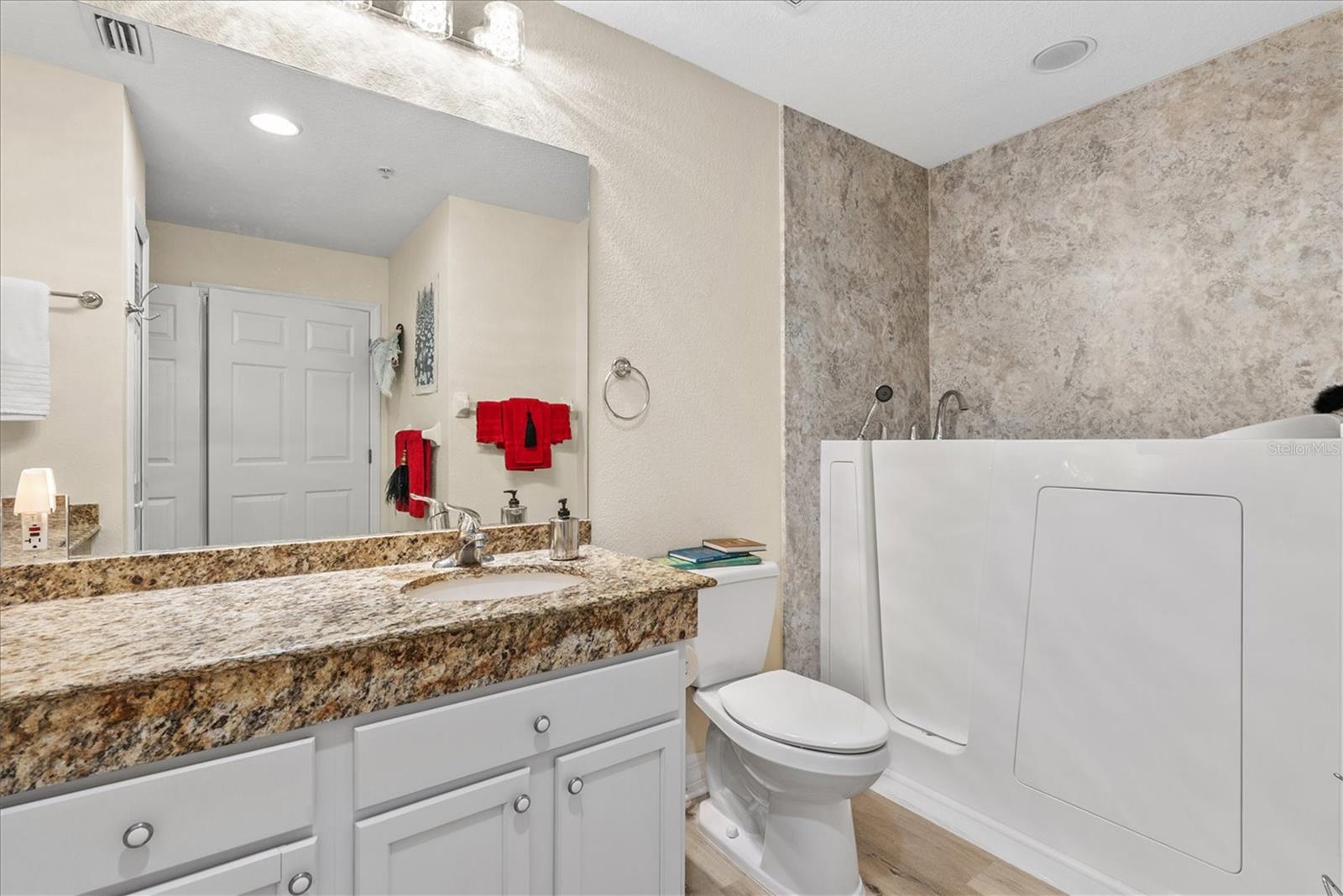 Image 24 of 44 For 5100 Jessie Harbor Drive 403