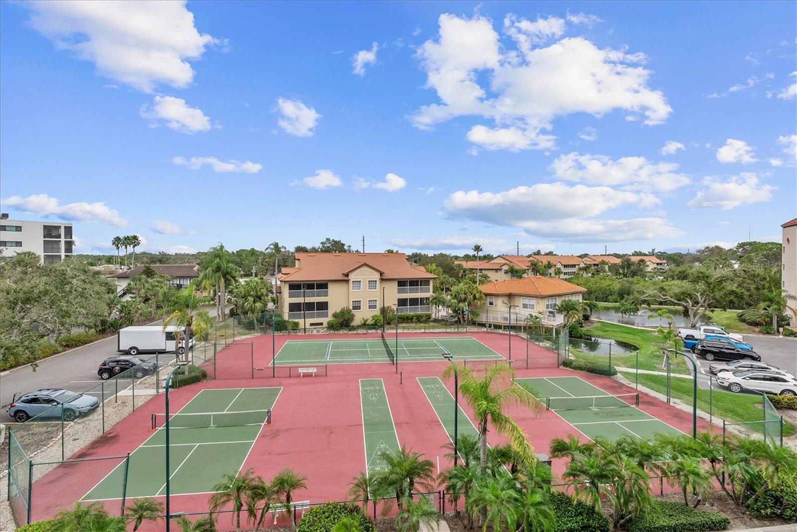 Image 29 of 44 For 5100 Jessie Harbor Drive 403