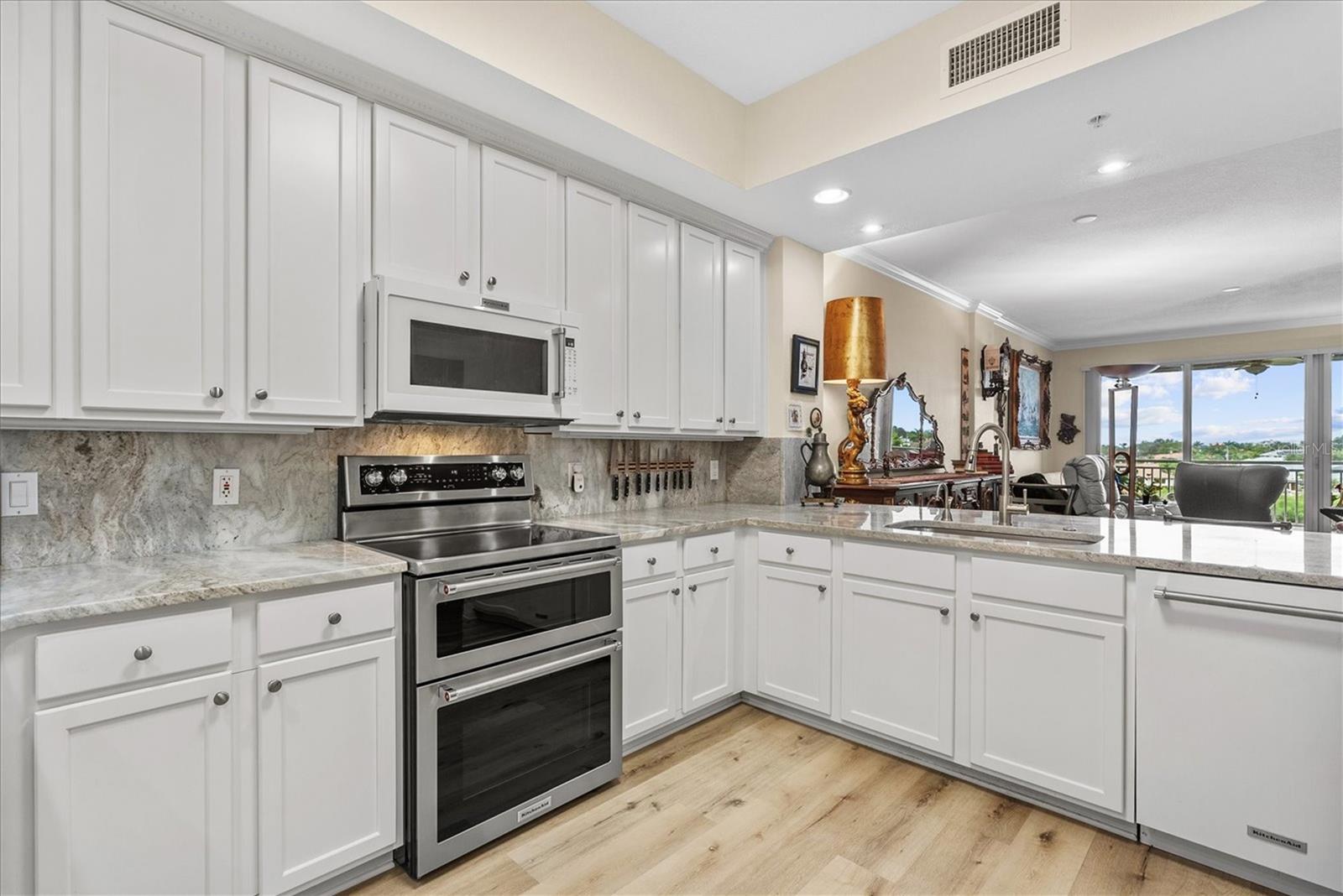 Image 9 of 44 For 5100 Jessie Harbor Drive 403