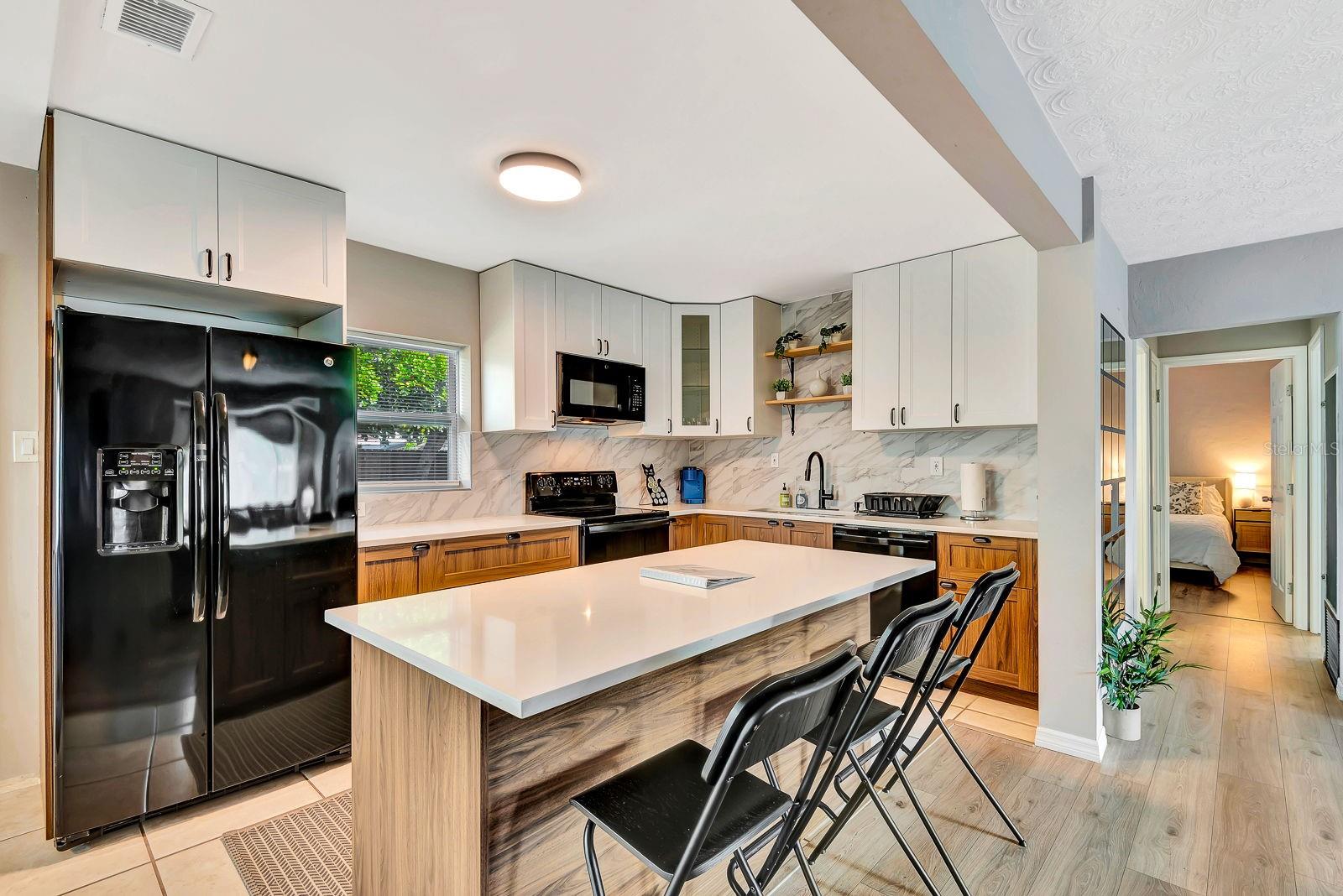 Image 12 of 39 For 2127 Lee Lane