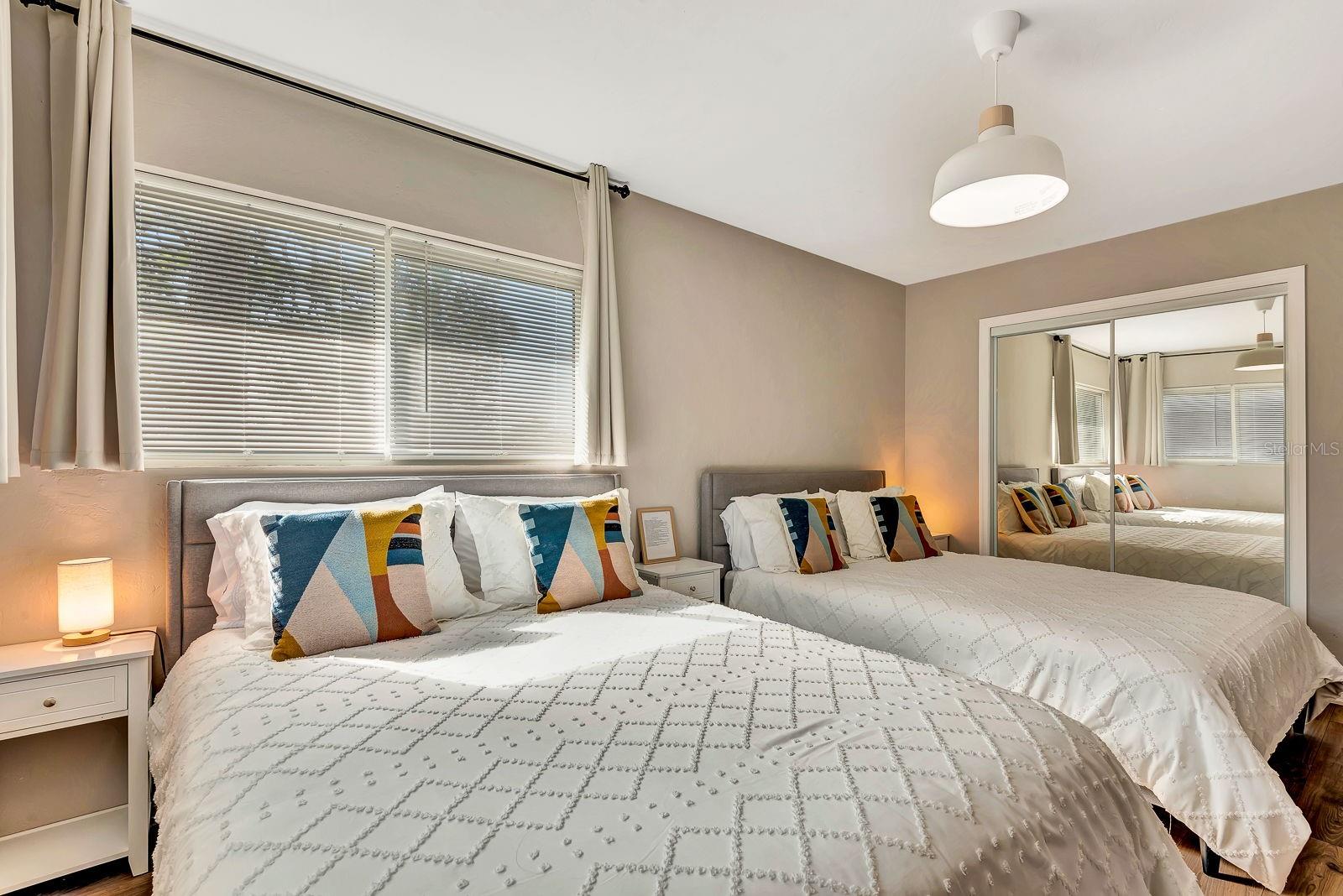 Image 23 of 39 For 2127 Lee Lane