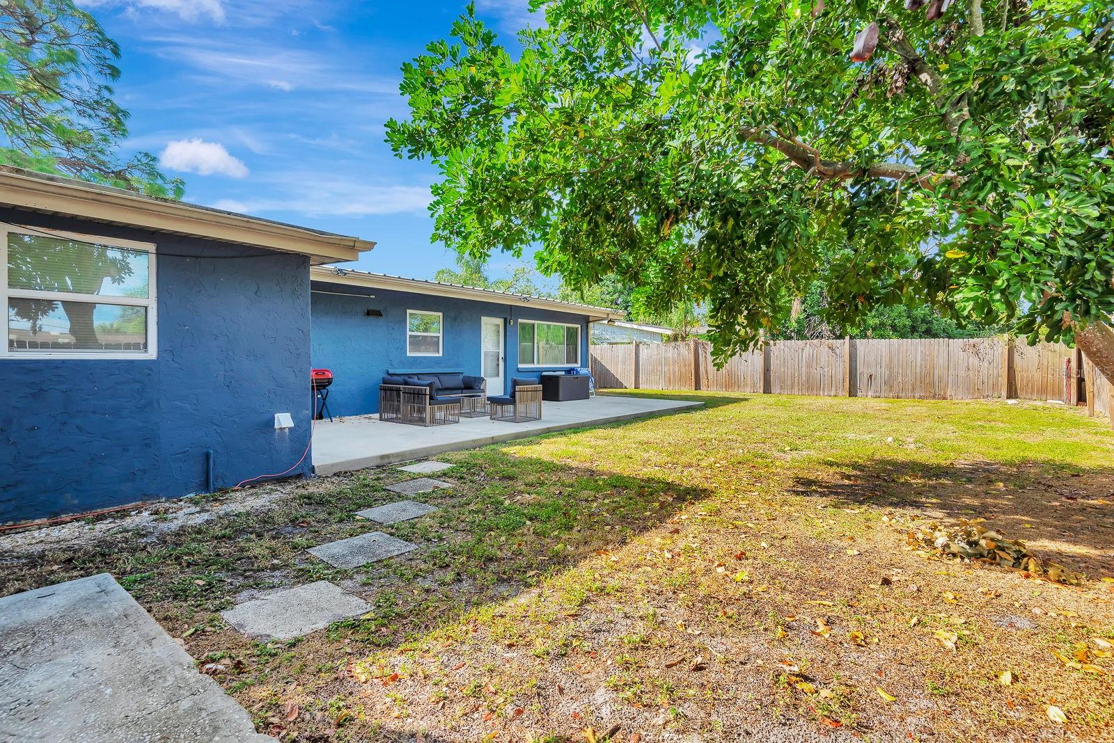 Image 34 of 39 For 2127 Lee Lane