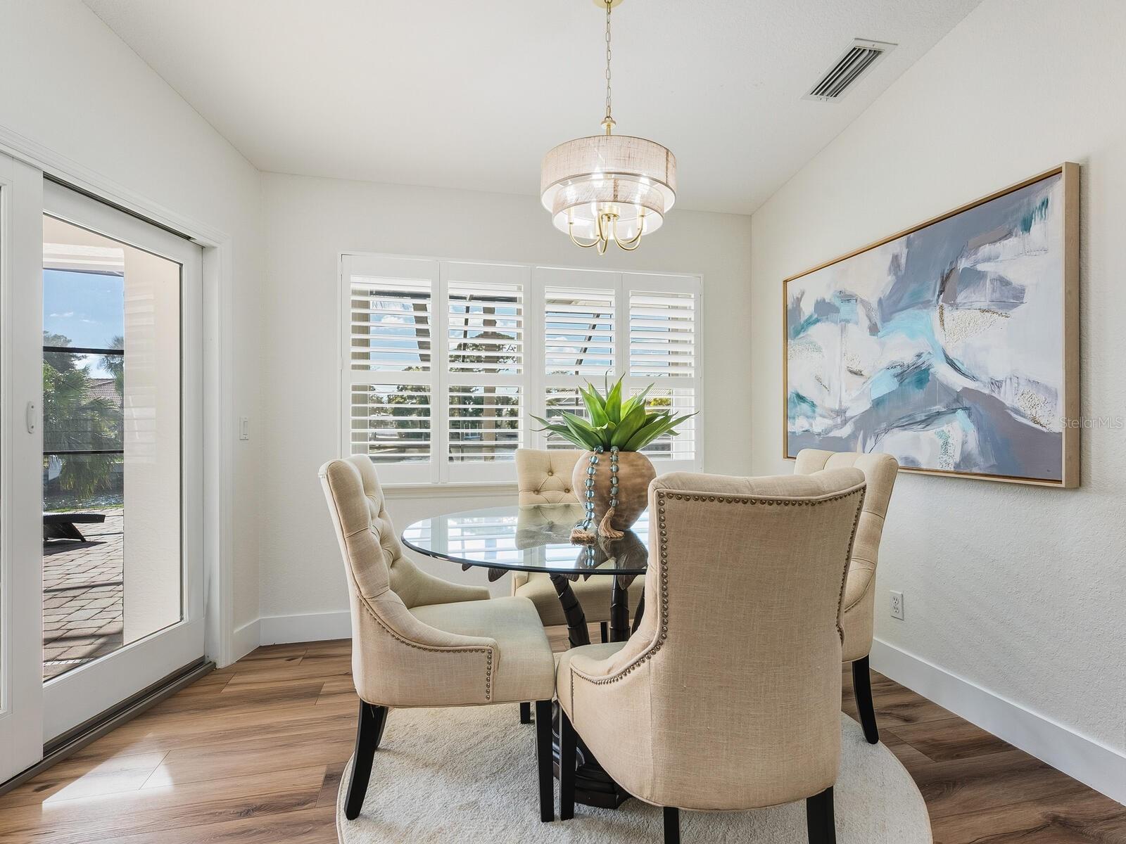 Image 12 of 48 For 5348 Shadow Lawn Drive