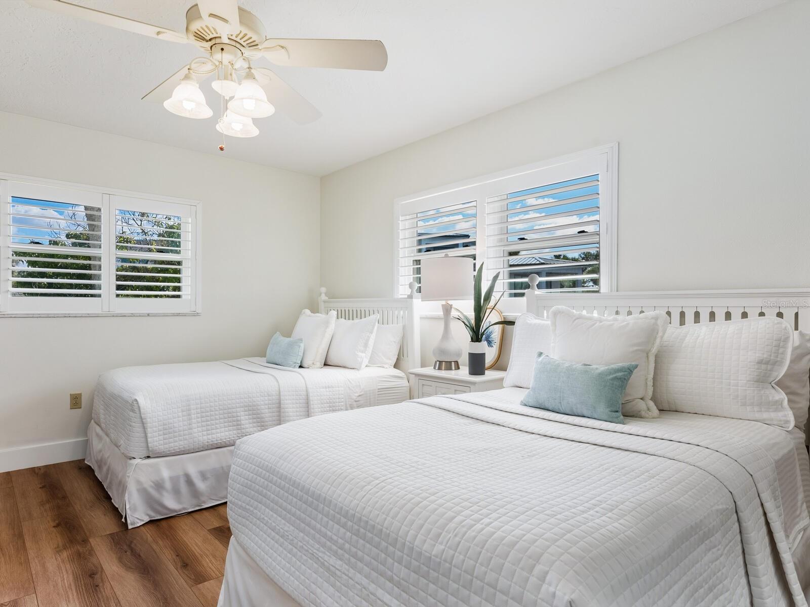 Image 18 of 48 For 5348 Shadow Lawn Drive