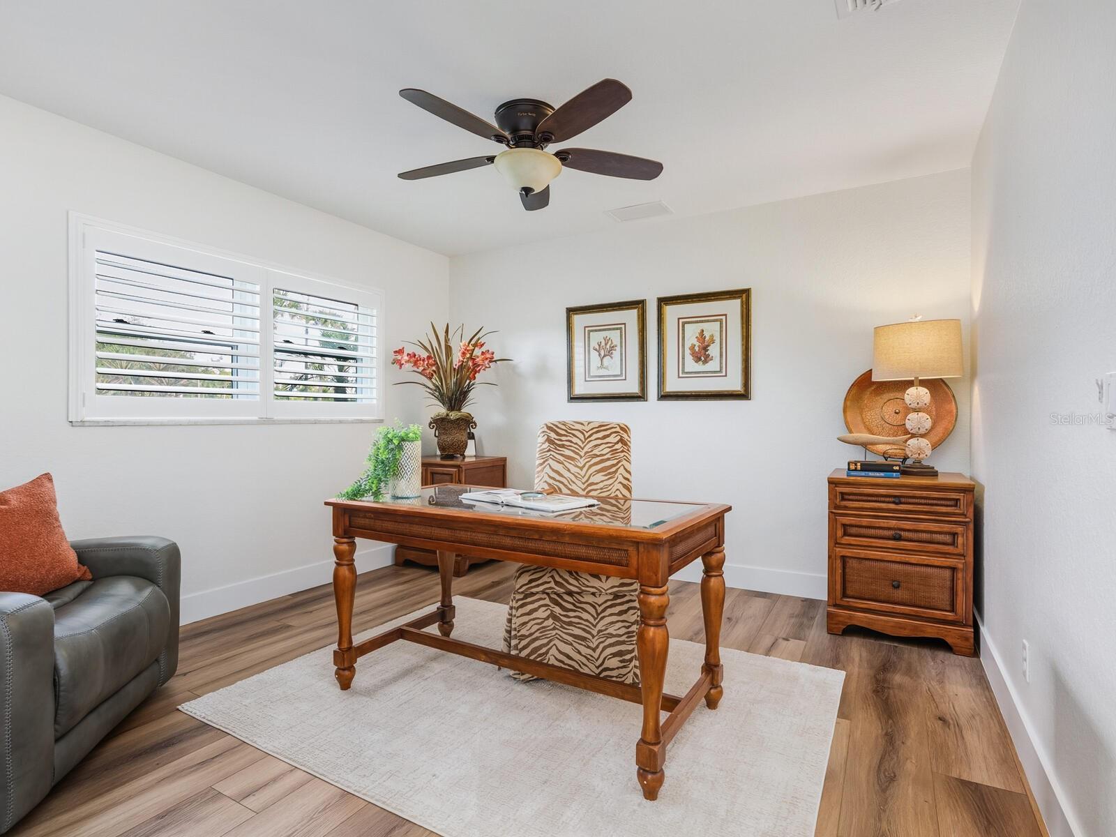 Image 23 of 48 For 5348 Shadow Lawn Drive