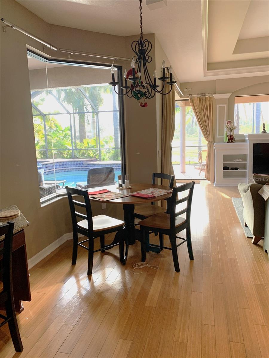 Image 15 of 37 For 6828 Honeysuckle Trail