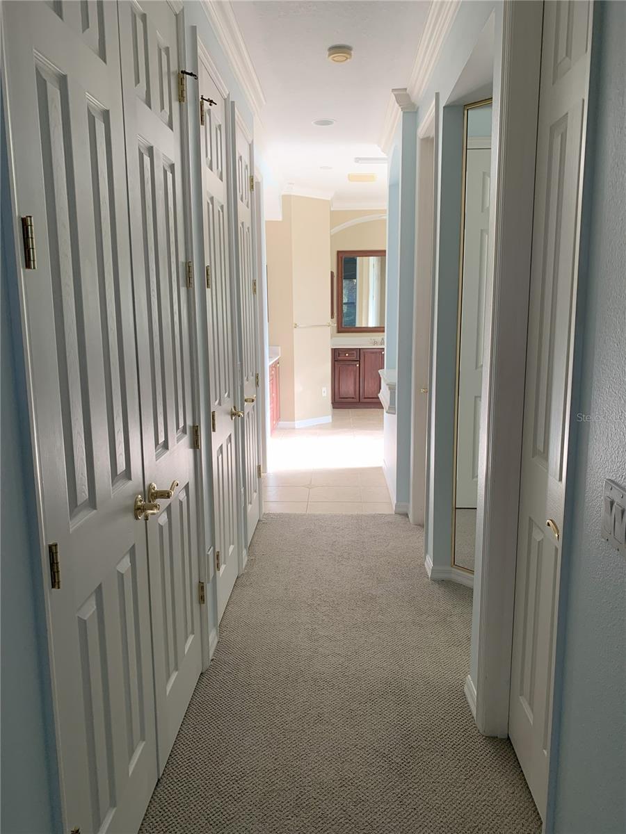 Image 28 of 37 For 6828 Honeysuckle Trail