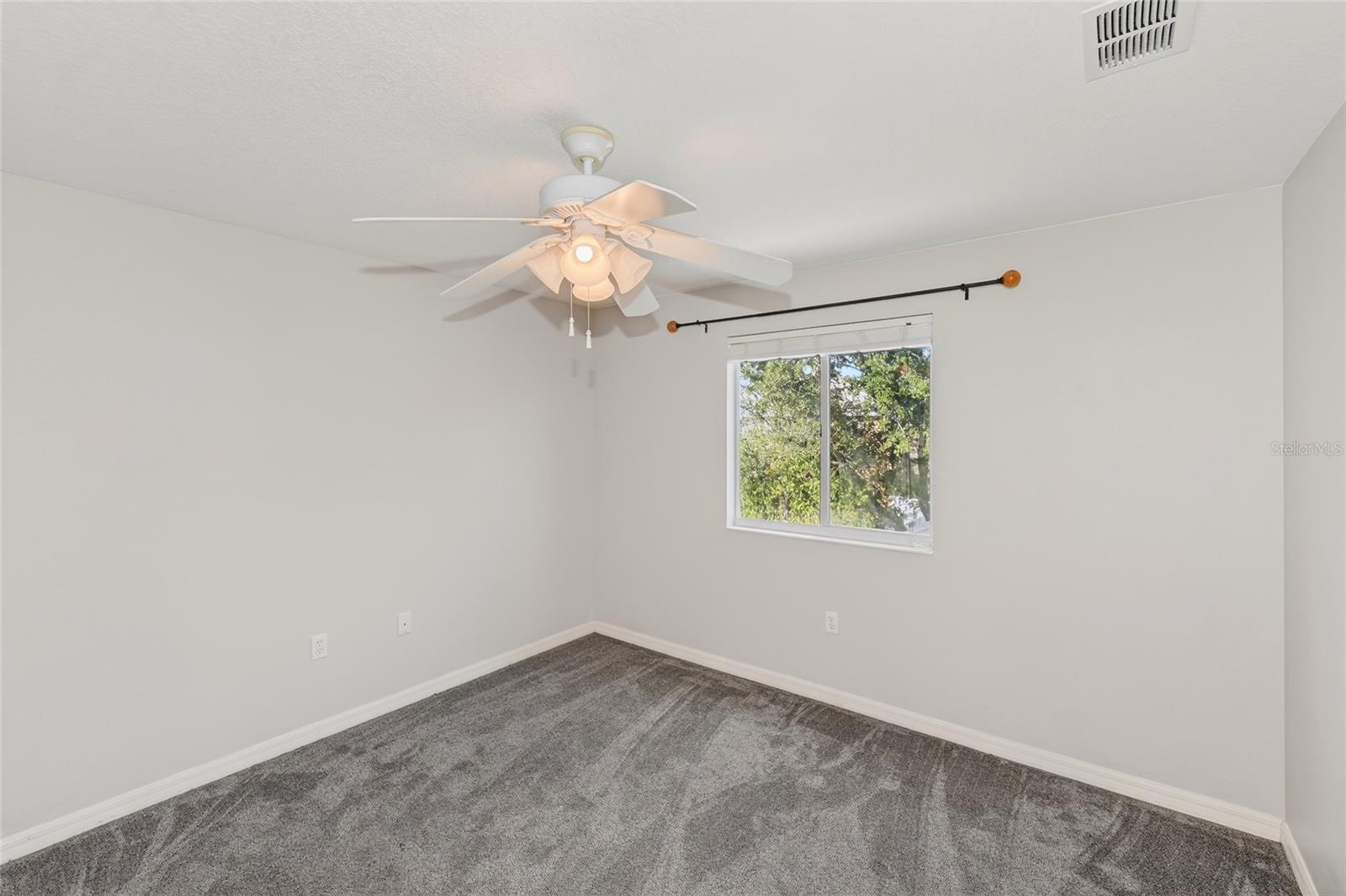 Image 29 of 53 For 5598 Burnt Branch Circle