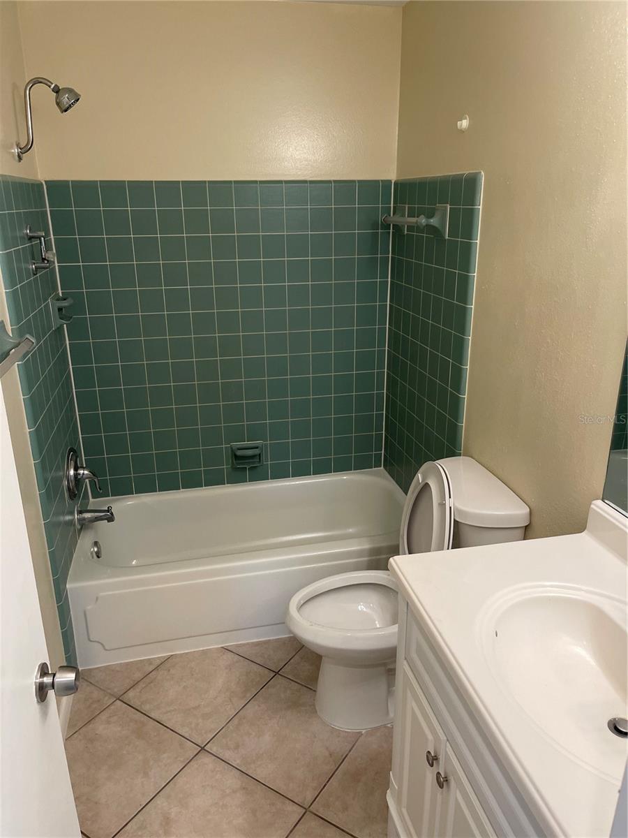 Image 8 of 17 For 6185 Deming Avenue