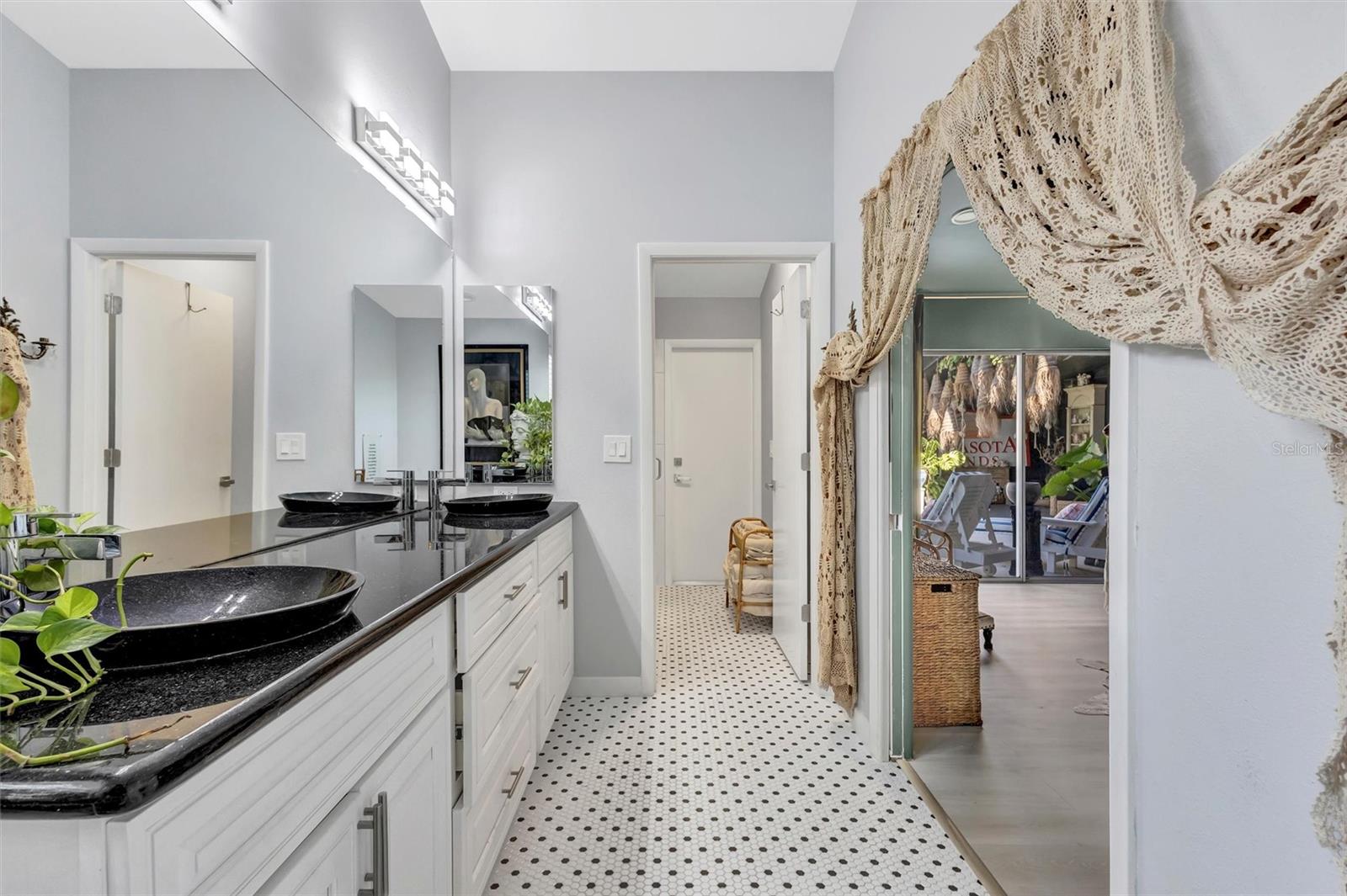 Image 33 of 61 For 4341 Marcott Circle