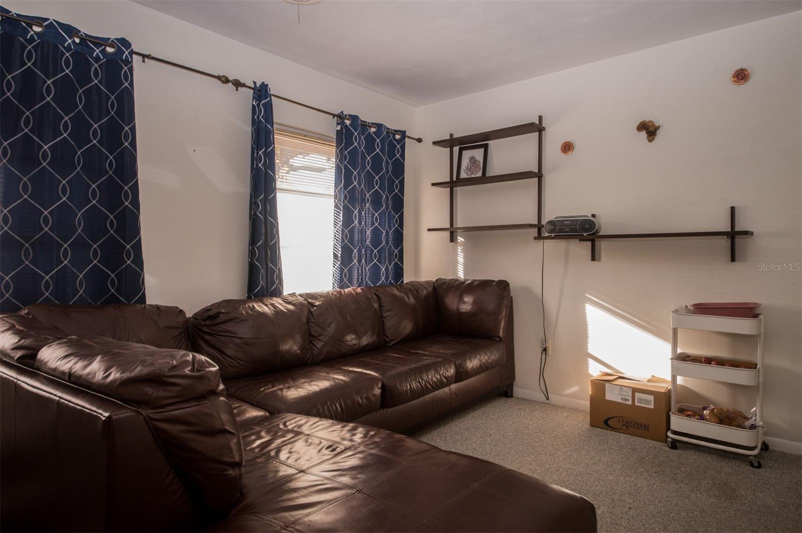 Image 11 of 23 For 1005 43rd Street W