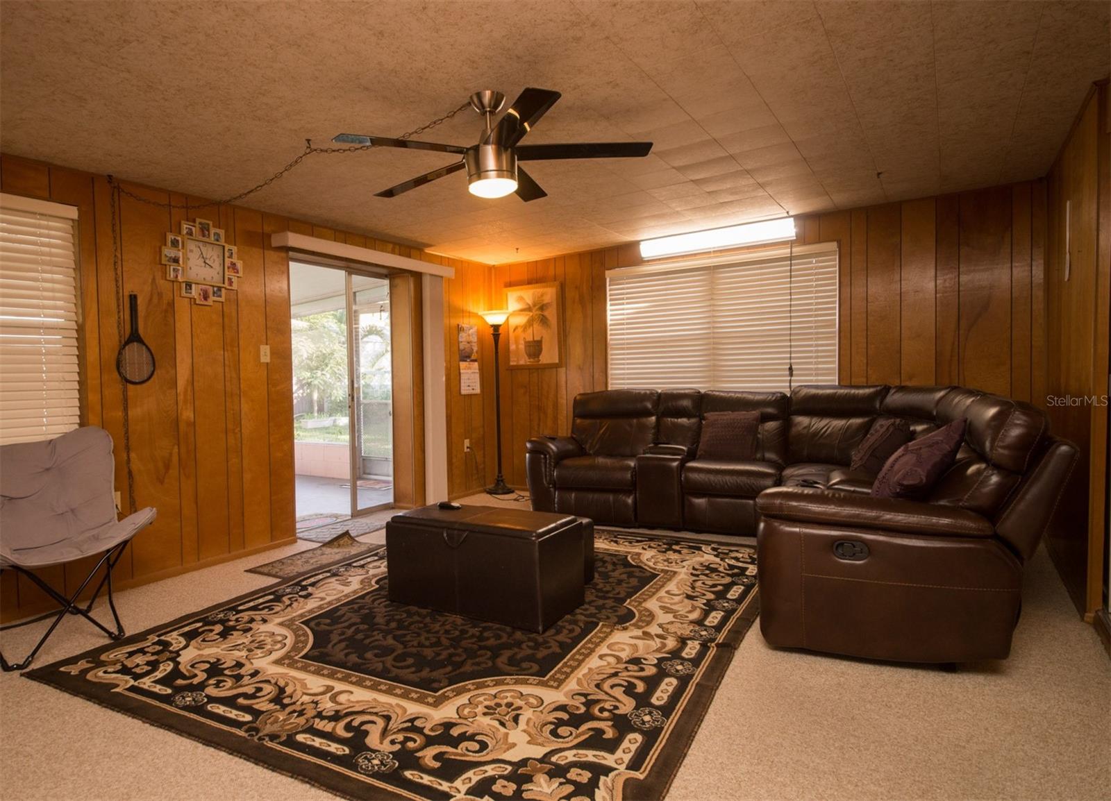 Image 15 of 23 For 1005 43rd Street W