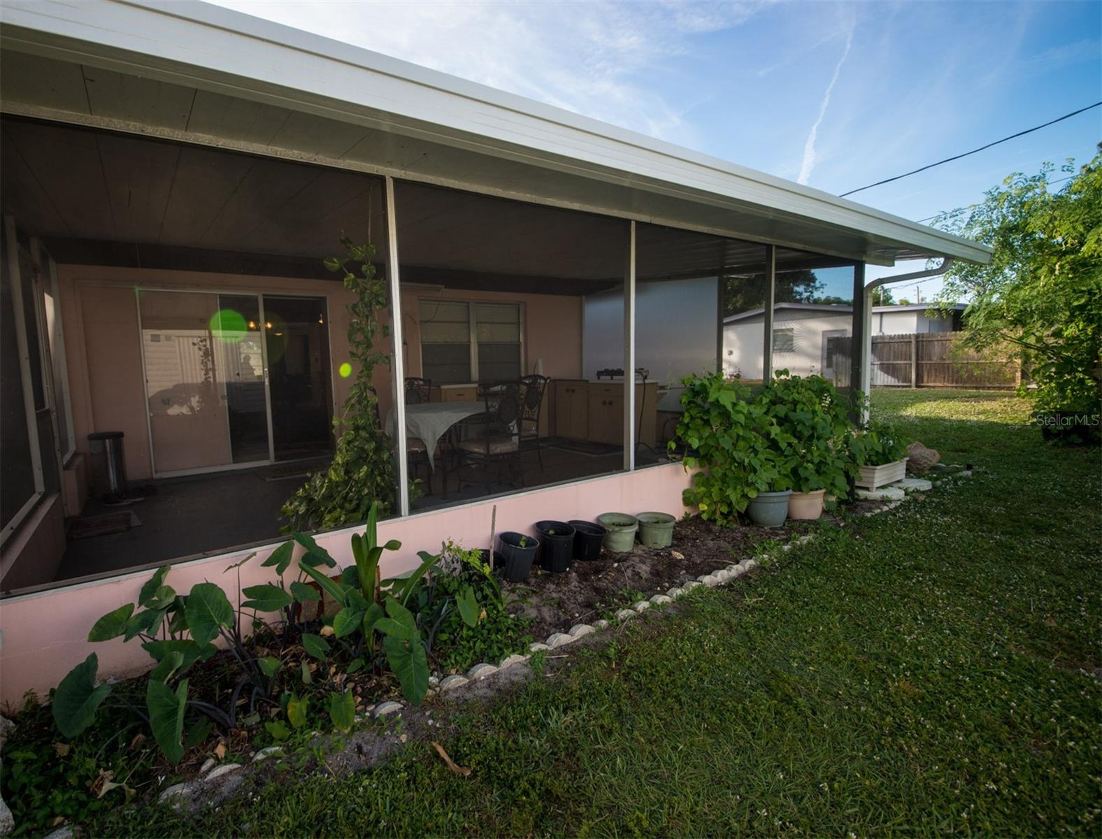 Image 21 of 23 For 1005 43rd Street W