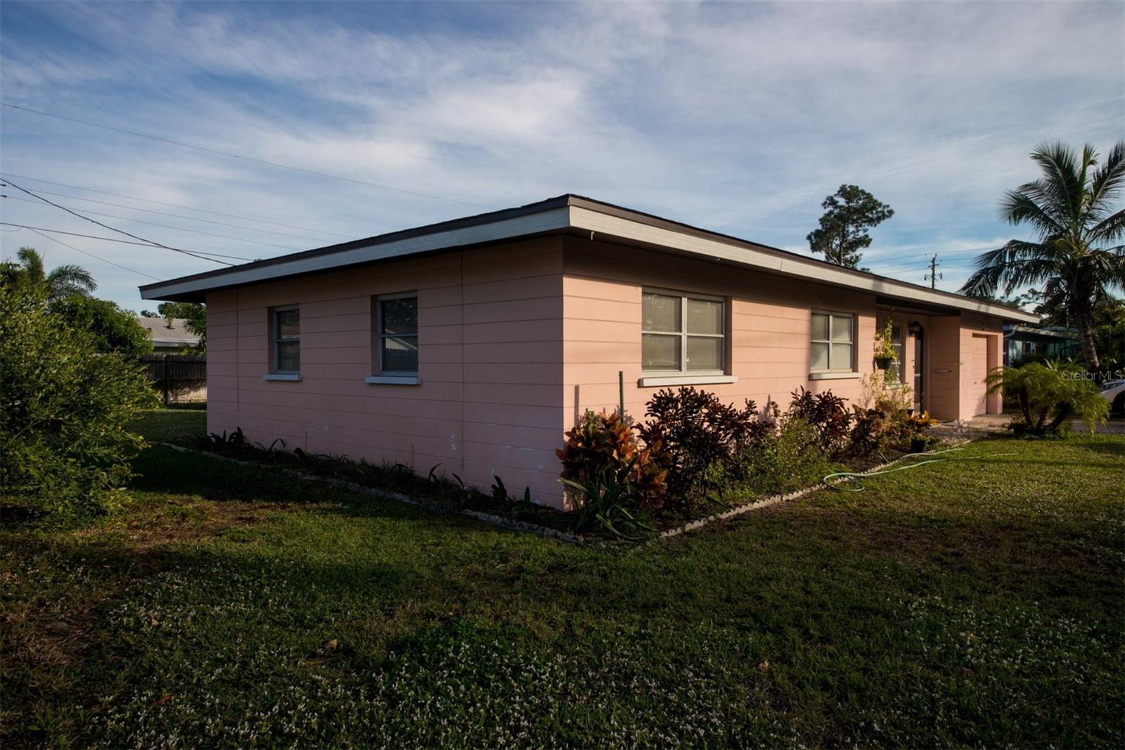 Image 23 of 23 For 1005 43rd Street W