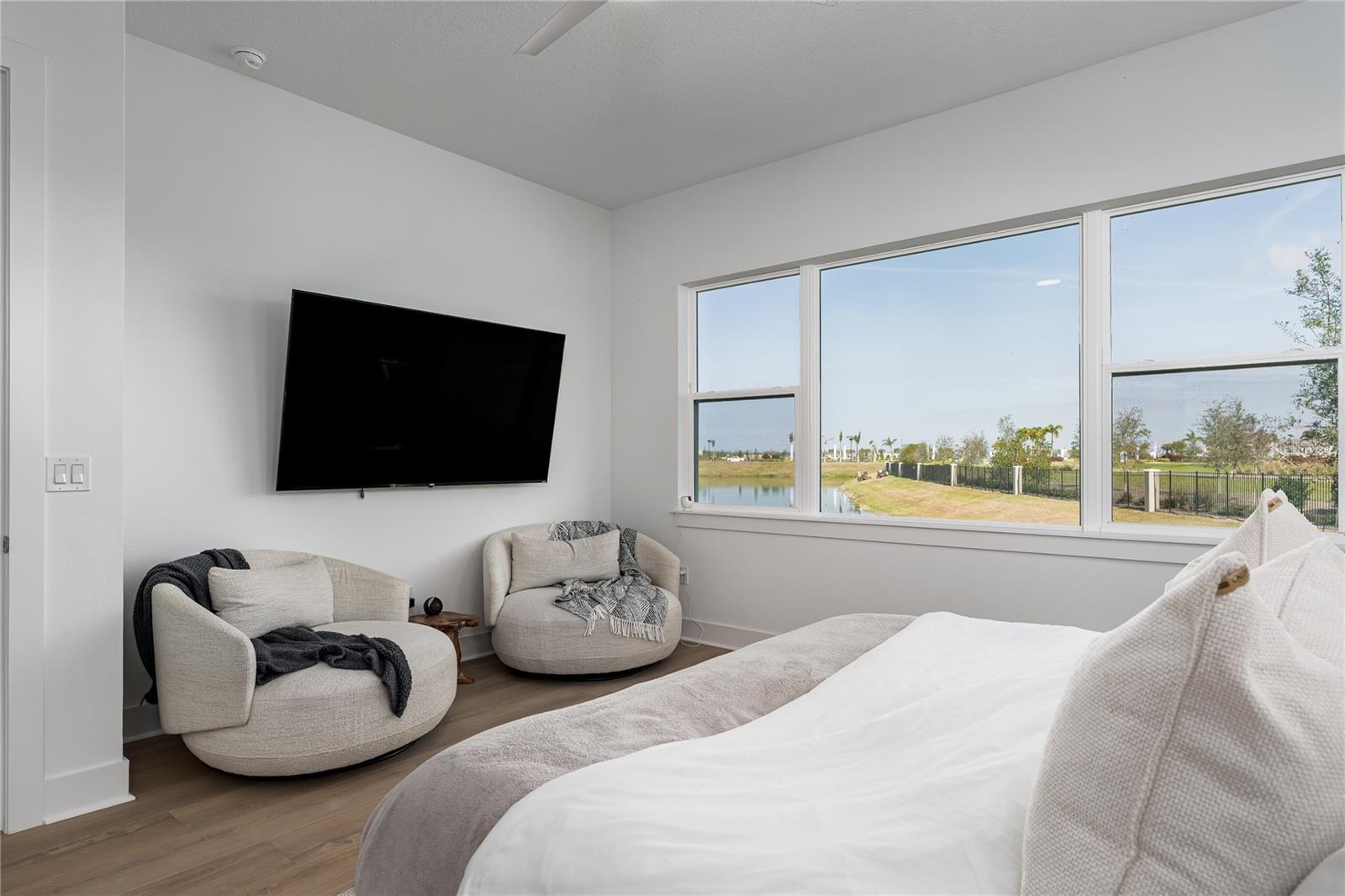 Image 14 of 41 For 8210 Golden Beach Court