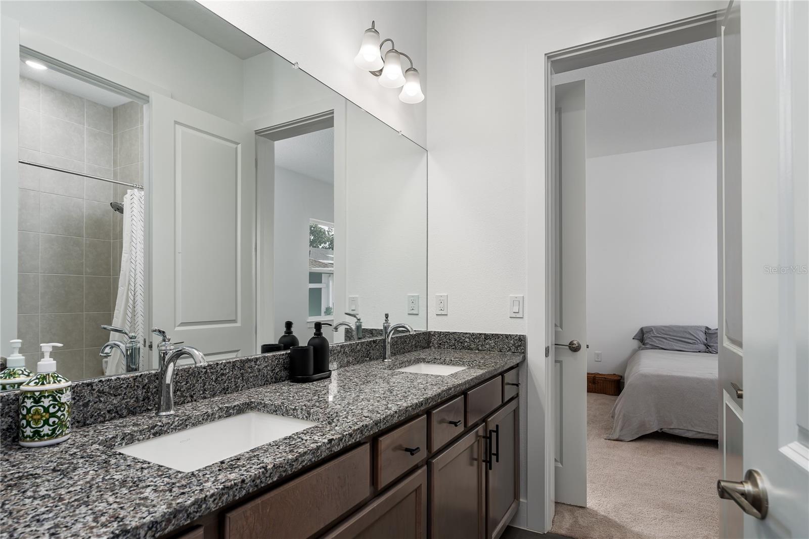 Image 22 of 41 For 8210 Golden Beach Court