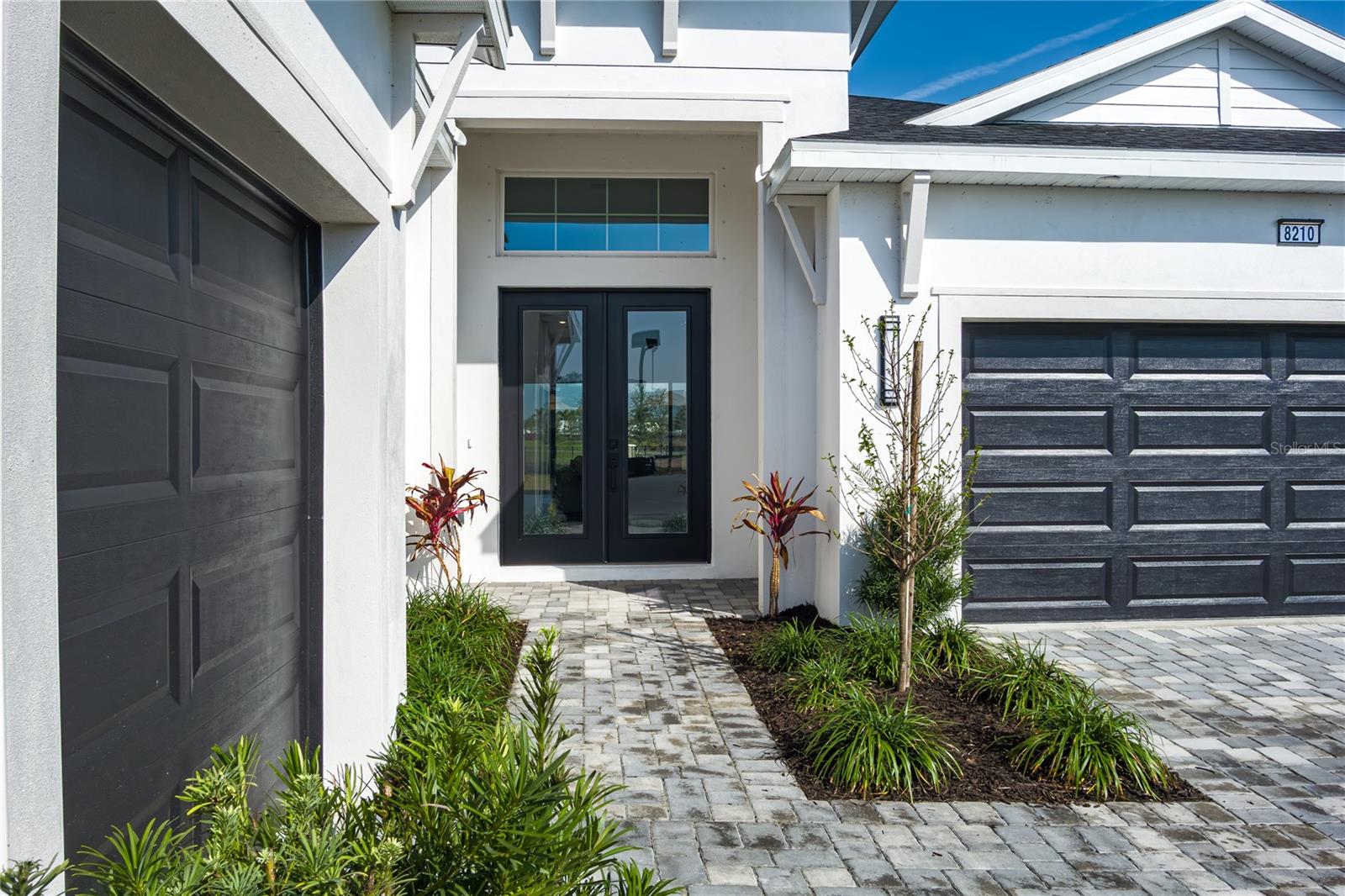 Image 27 of 41 For 8210 Golden Beach Court