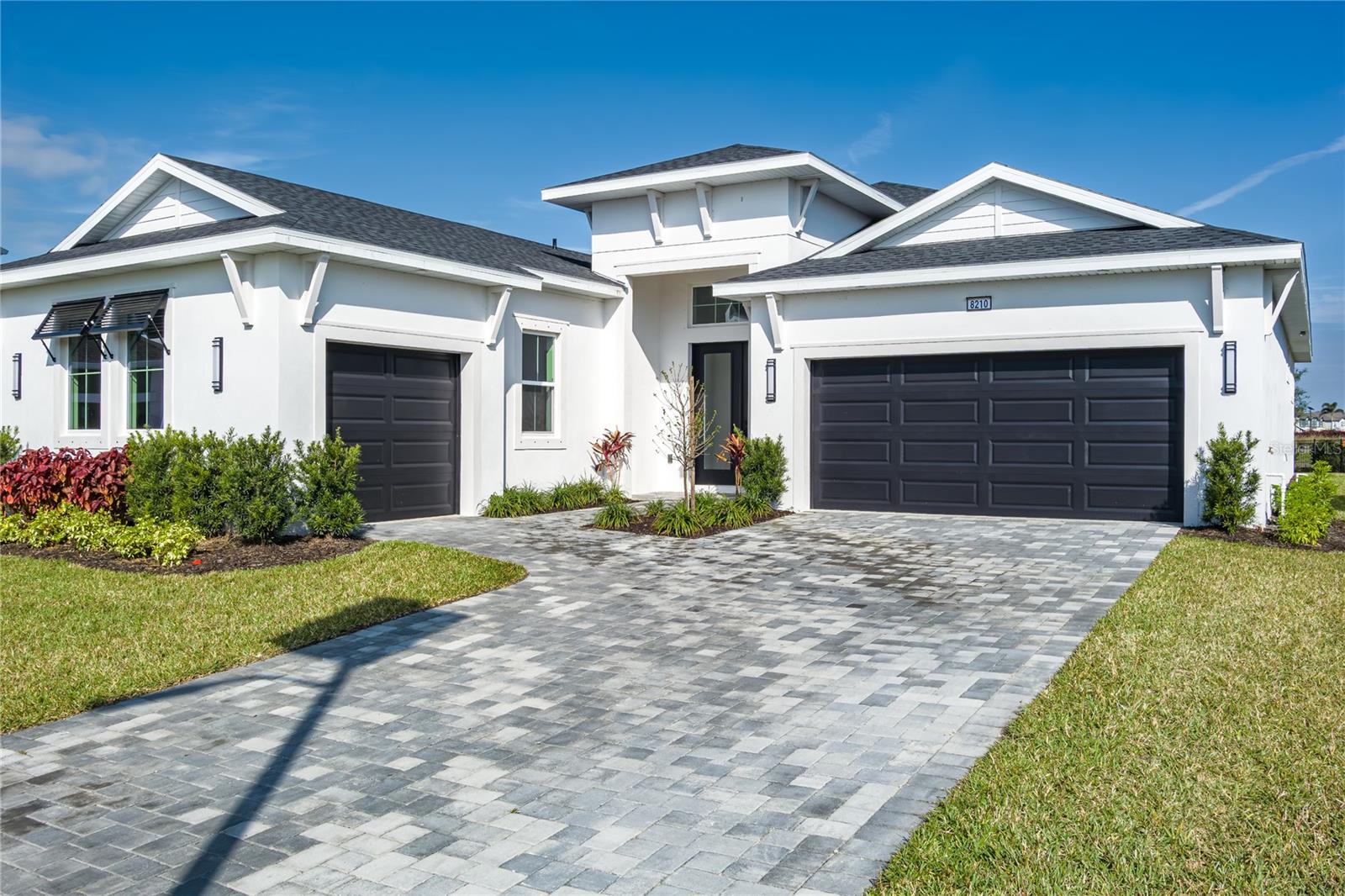 Image 28 of 41 For 8210 Golden Beach Court