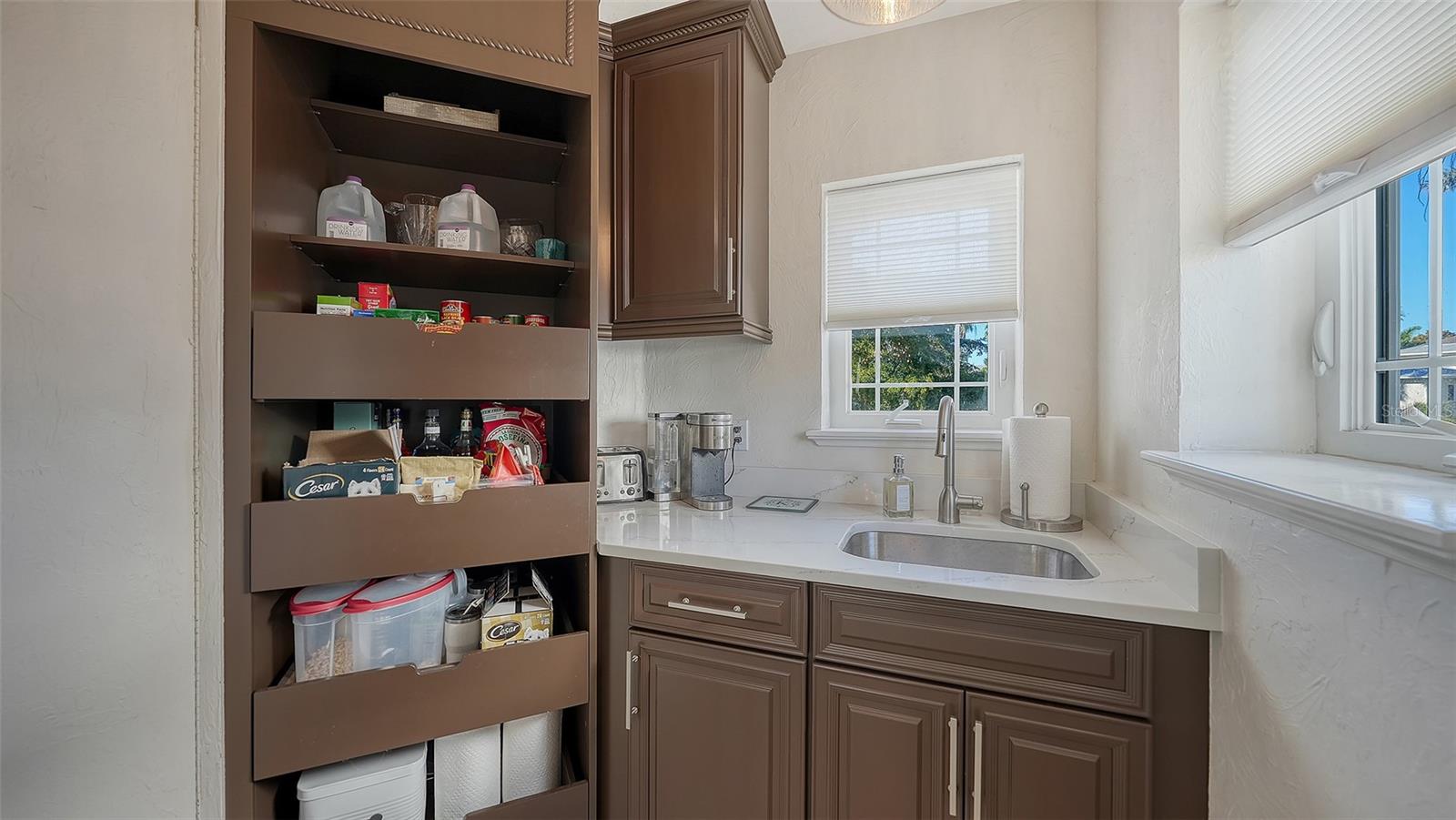 Image 24 of 73 For 7118 Hawks Harbor Circle