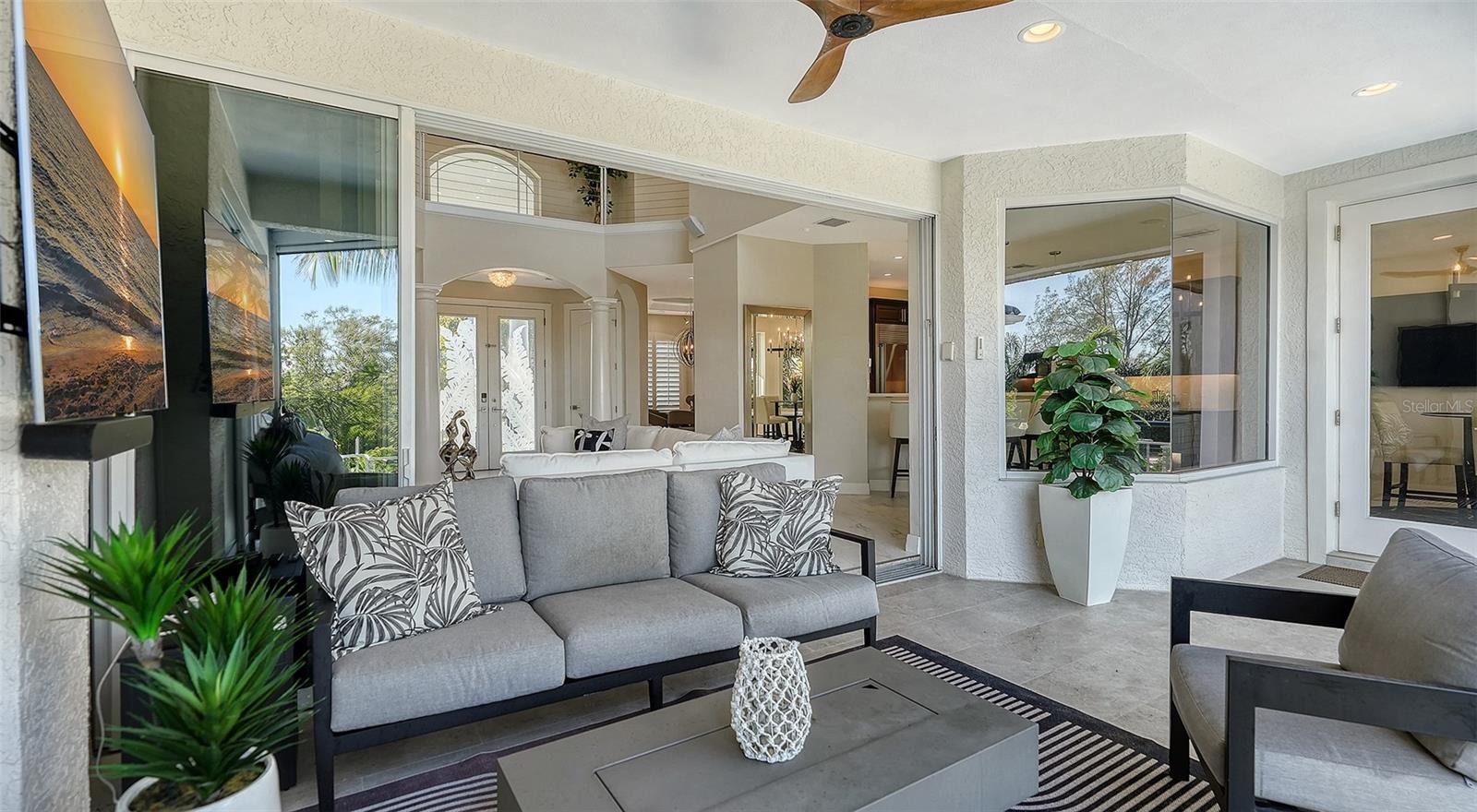 Image 29 of 73 For 7118 Hawks Harbor Circle