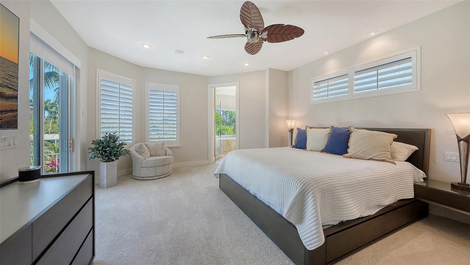 Image 31 of 73 For 7118 Hawks Harbor Circle