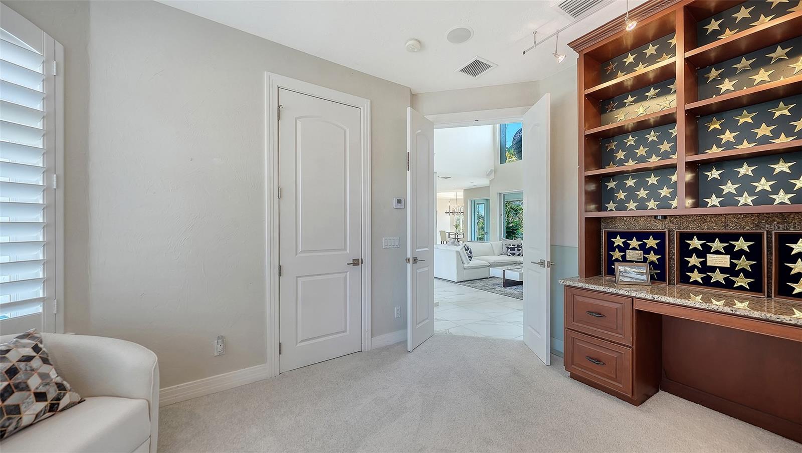 Image 42 of 73 For 7118 Hawks Harbor Circle