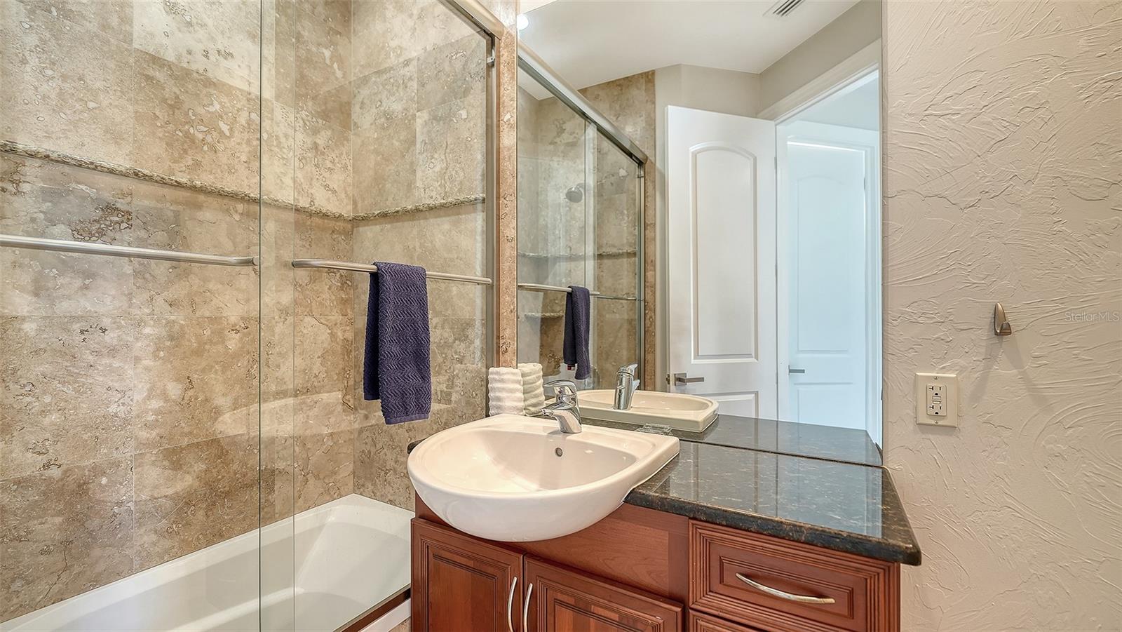 Image 54 of 73 For 7118 Hawks Harbor Circle