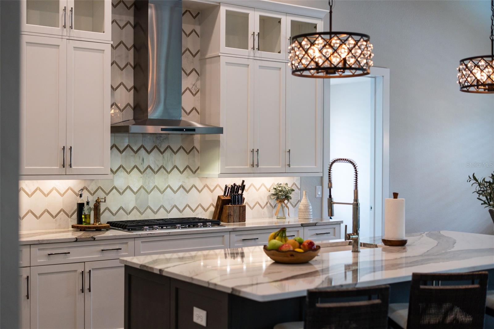 Image 19 of 97 For 8280 Redonda Loop