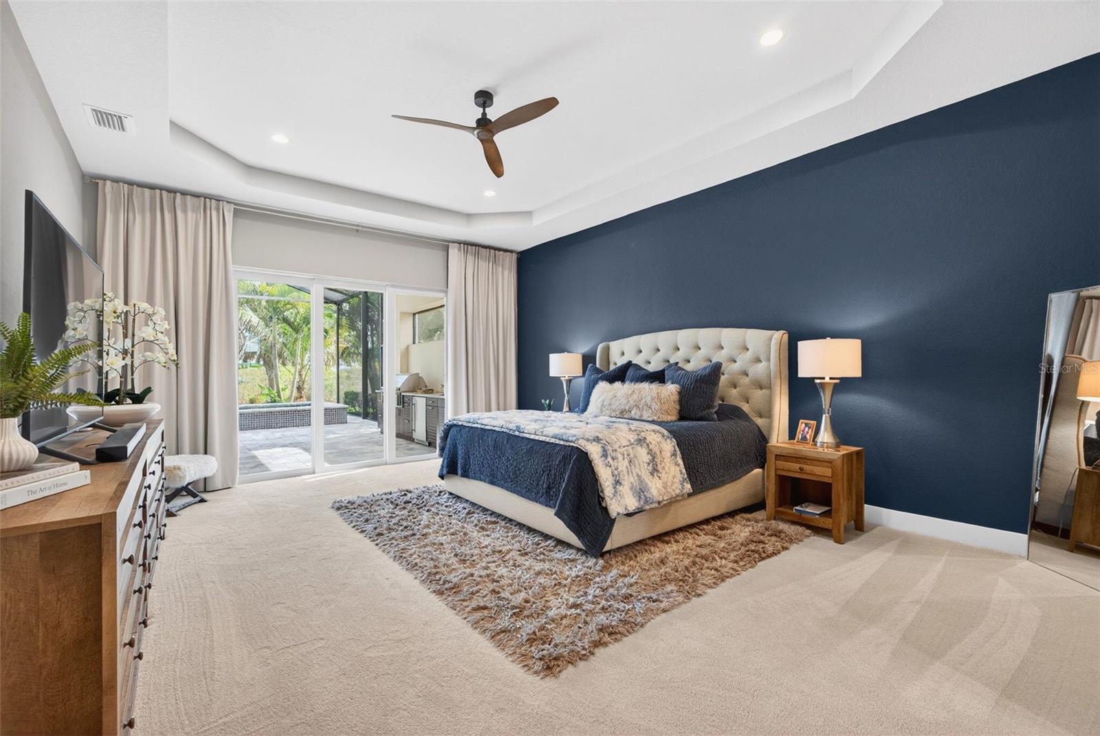 Image 26 of 97 For 8280 Redonda Loop