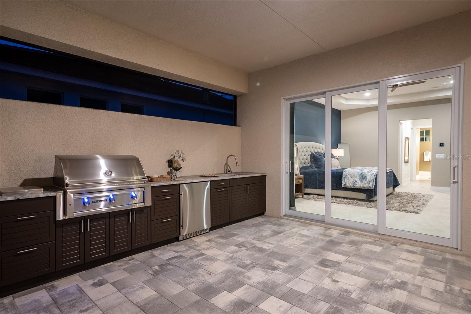 Image 30 of 97 For 8280 Redonda Loop