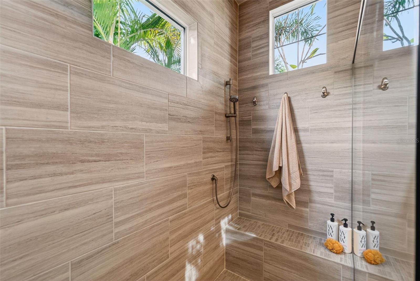 Image 33 of 97 For 8280 Redonda Loop