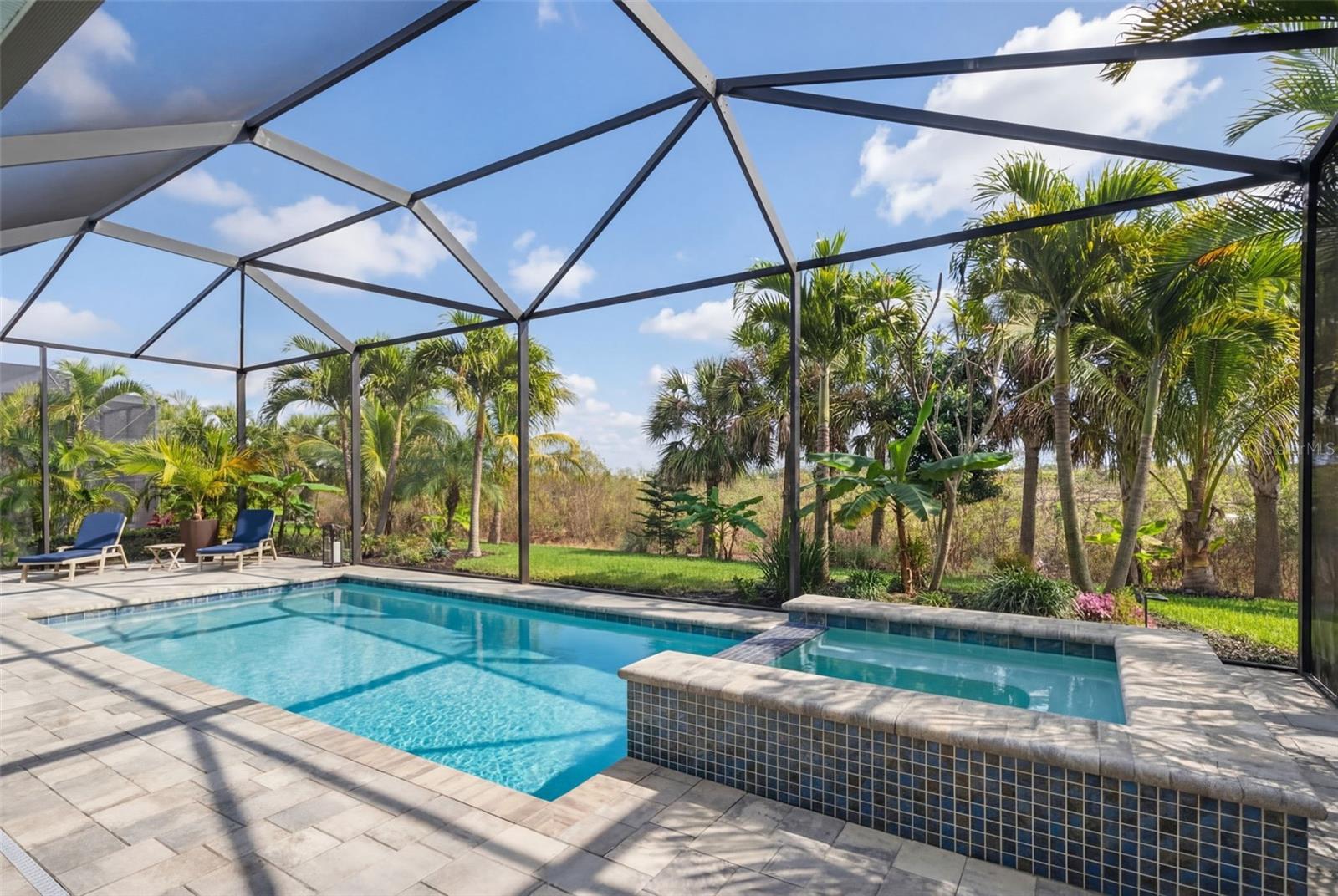 Image 57 of 97 For 8280 Redonda Loop