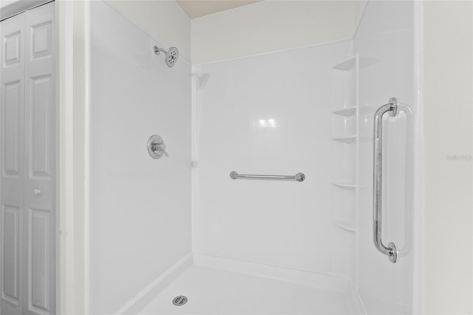 Image 11 of 72 For 5600 Bentgrass Drive 8-107