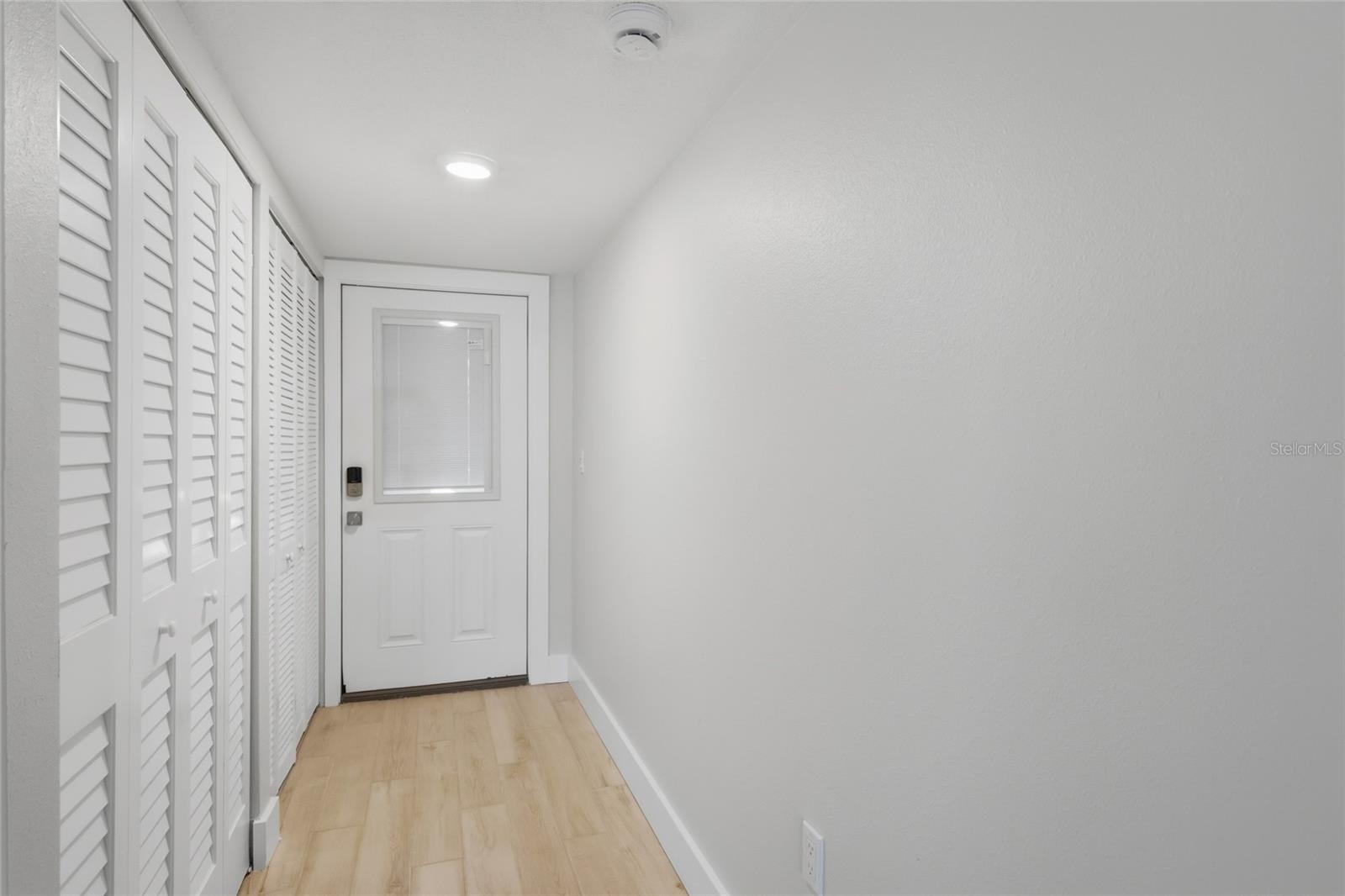 Image 9 of 40 For 6300 Flotilla Drive 81