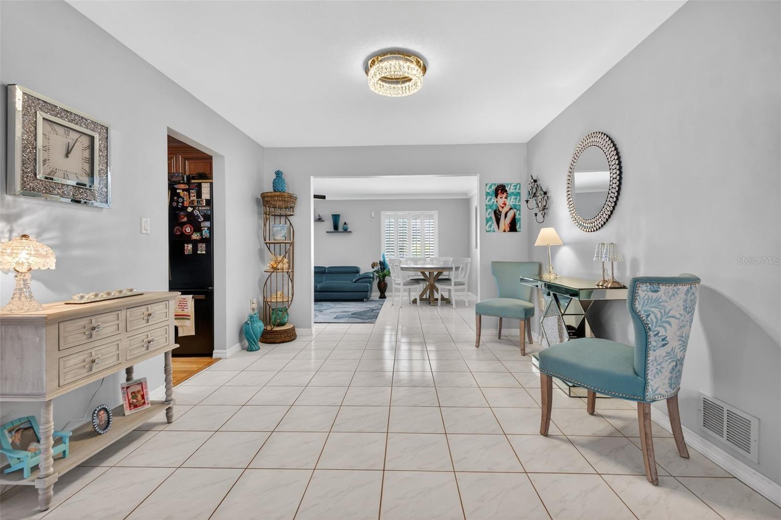 Image 10 of 43 For 5676 Beneva Woods Circle