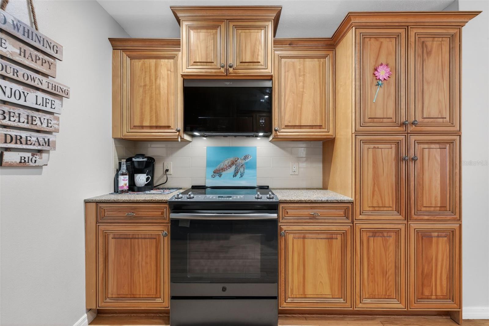 Image 16 of 43 For 5676 Beneva Woods Circle