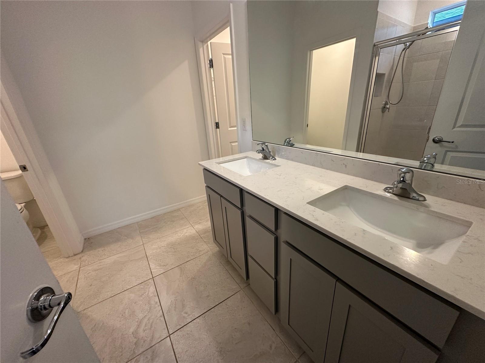 Image 15 of 24 For 6114 32nd Street E