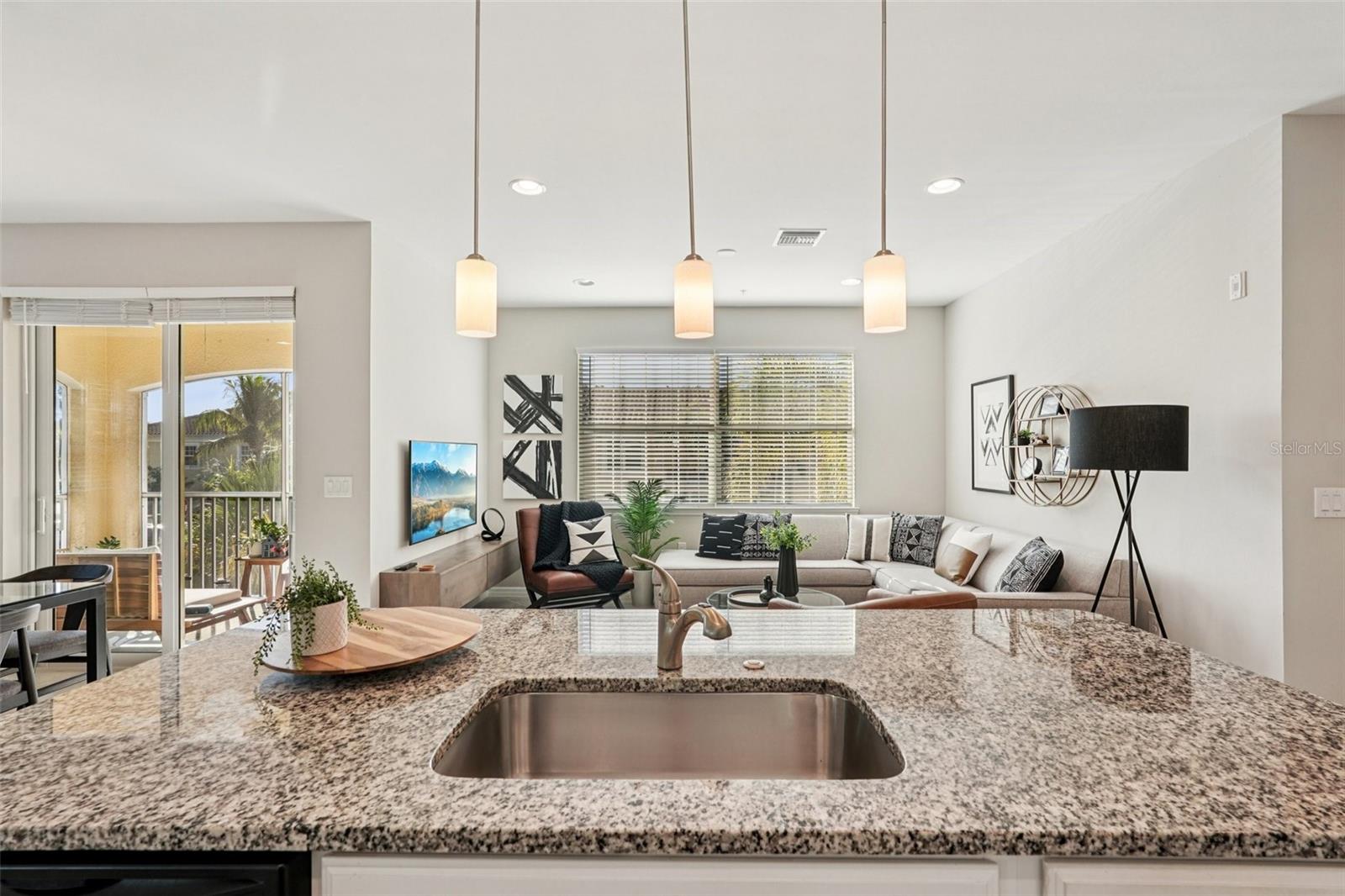 Image 10 of 45 For 100 Navigation Circle Na