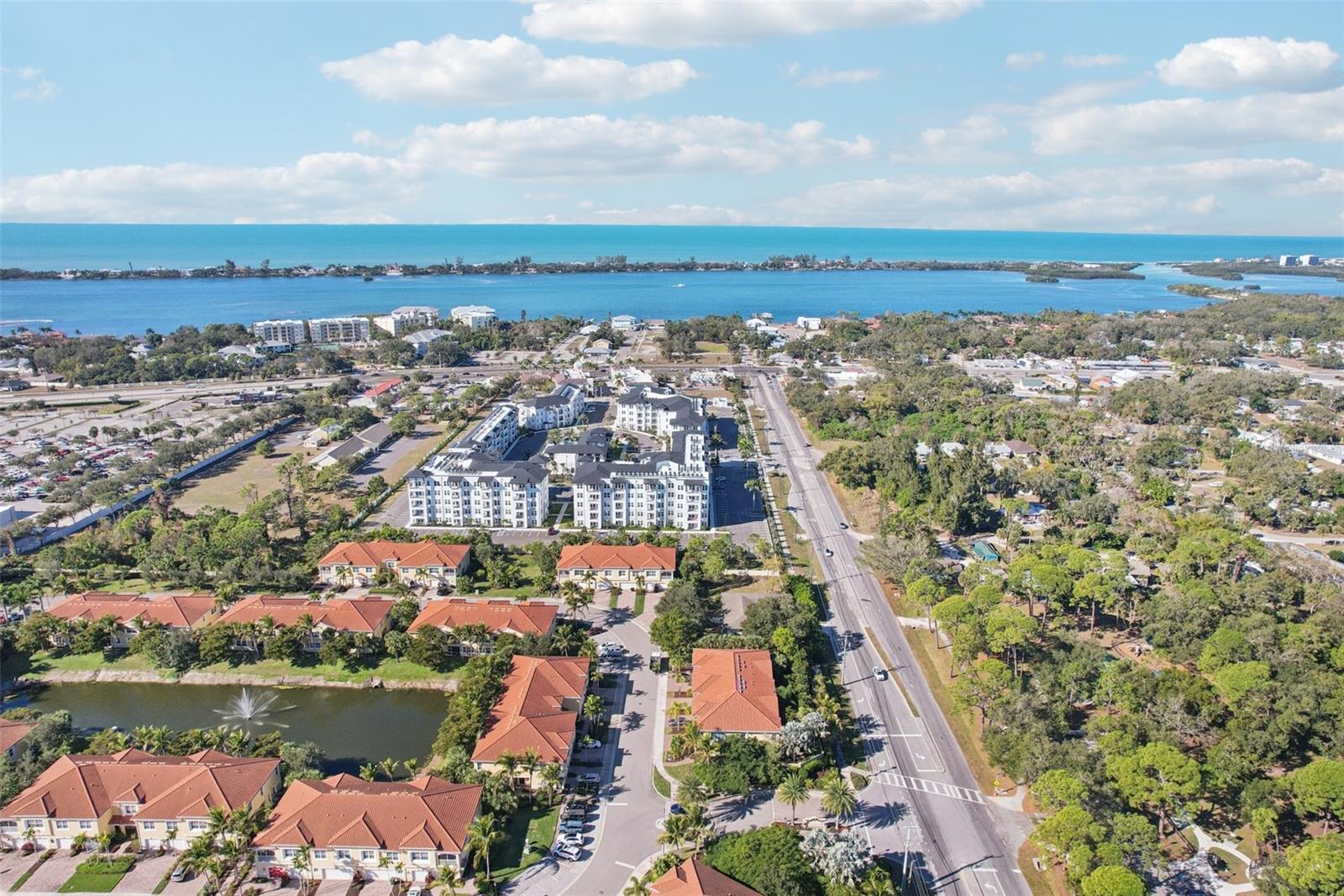 Image 33 of 45 For 100 Navigation Circle Na