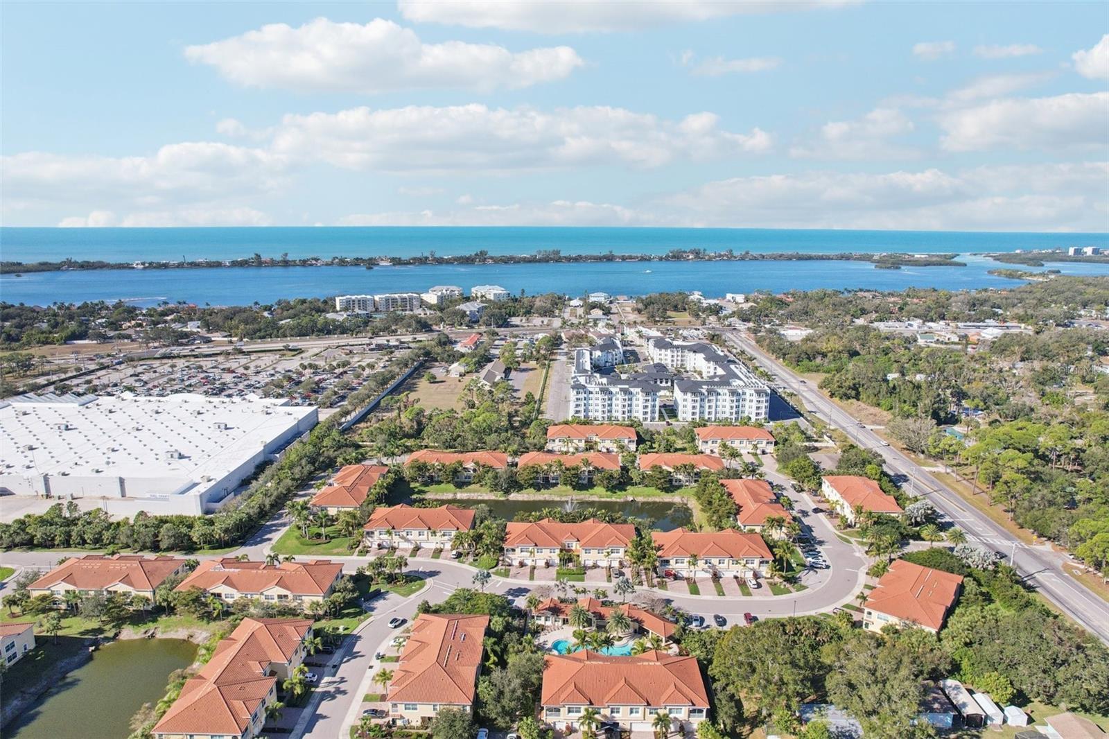 Image 34 of 45 For 100 Navigation Circle Na