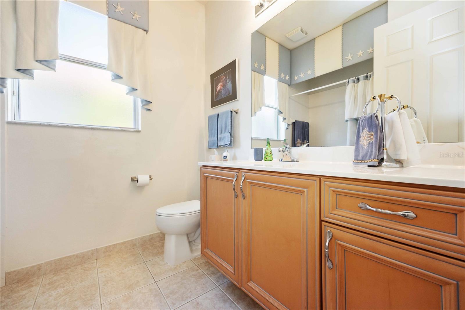 Image 14 of 27 For 6514 41st Court E