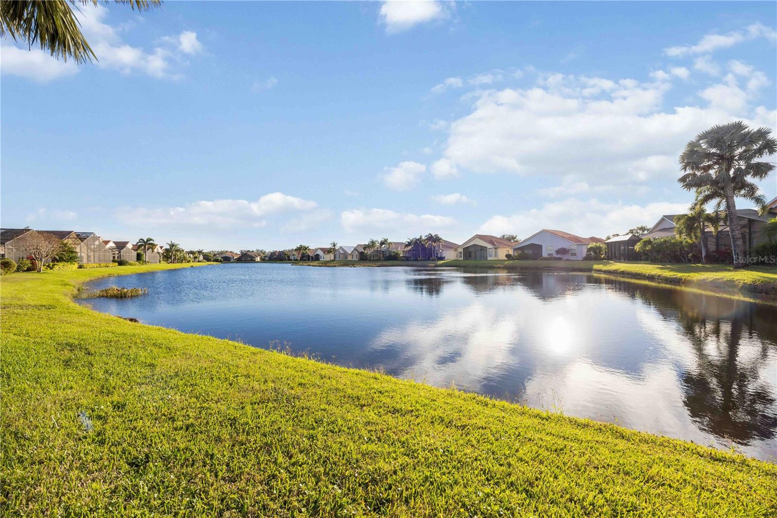 Image 21 of 27 For 6514 41st Court E