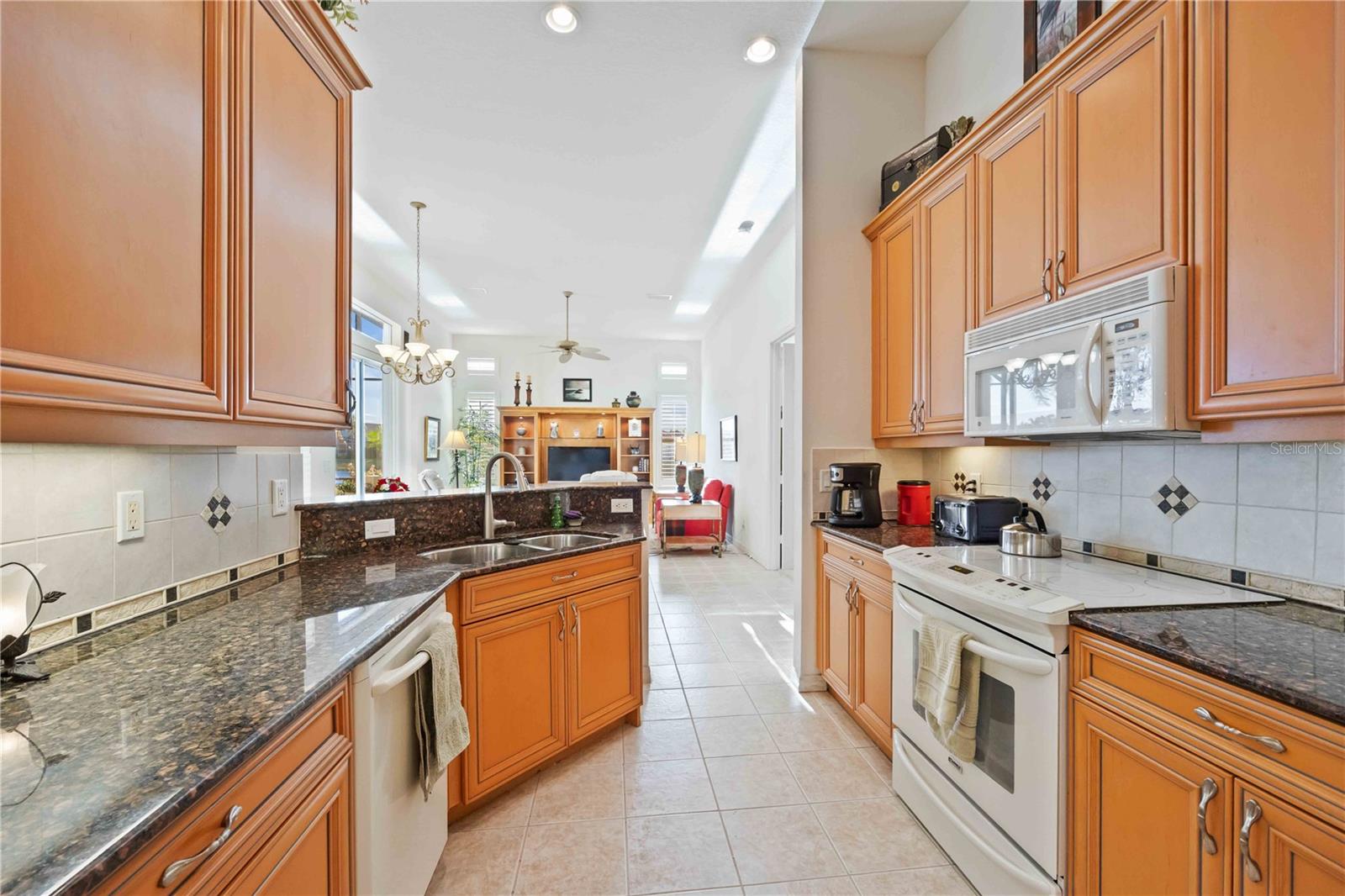 Image 8 of 27 For 6514 41st Court E