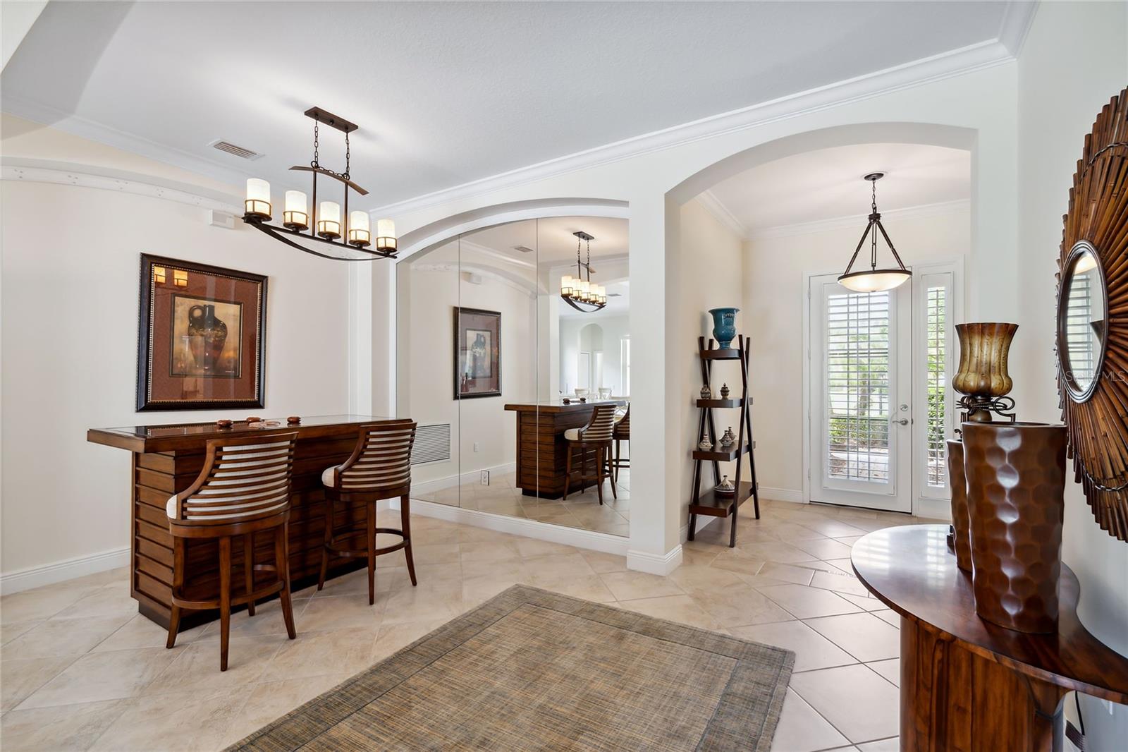 Image 10 of 38 For 8416 Abingdon Court