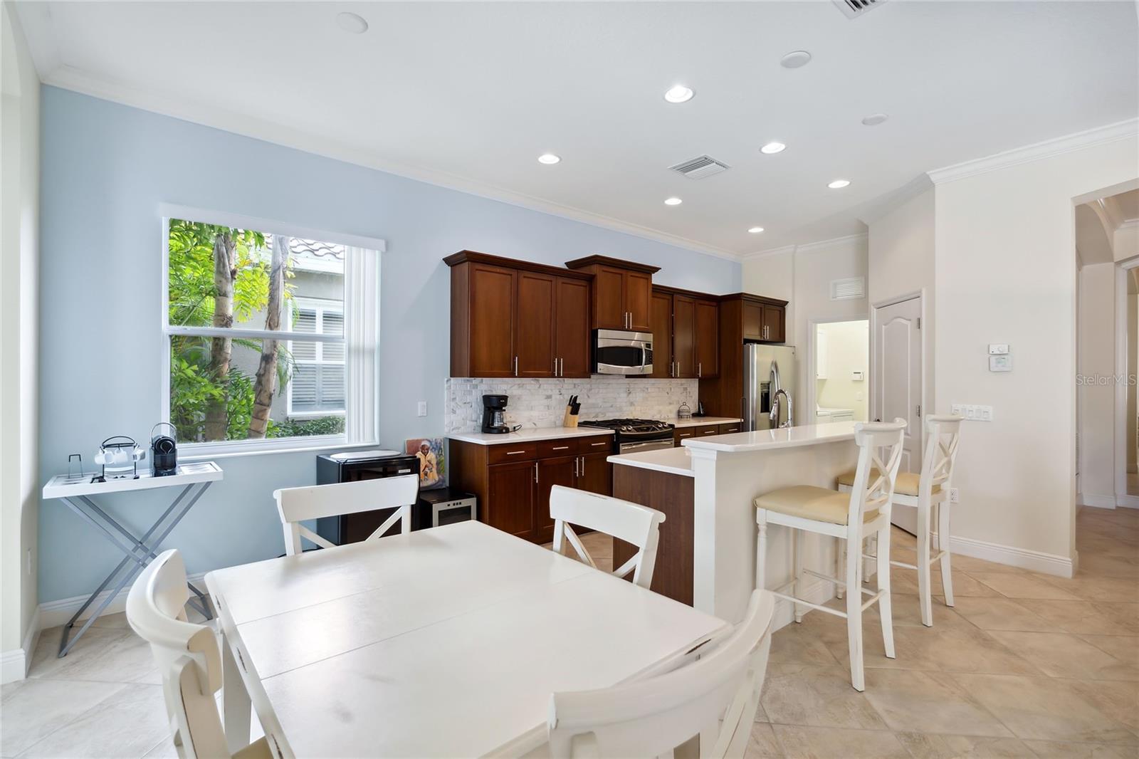 Image 13 of 38 For 8416 Abingdon Court