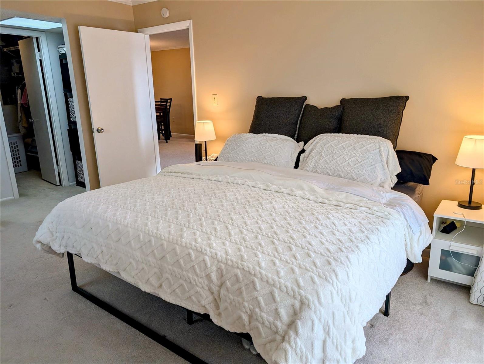 Image 17 of 48 For 3494 Lake Bayshore Drive P-520