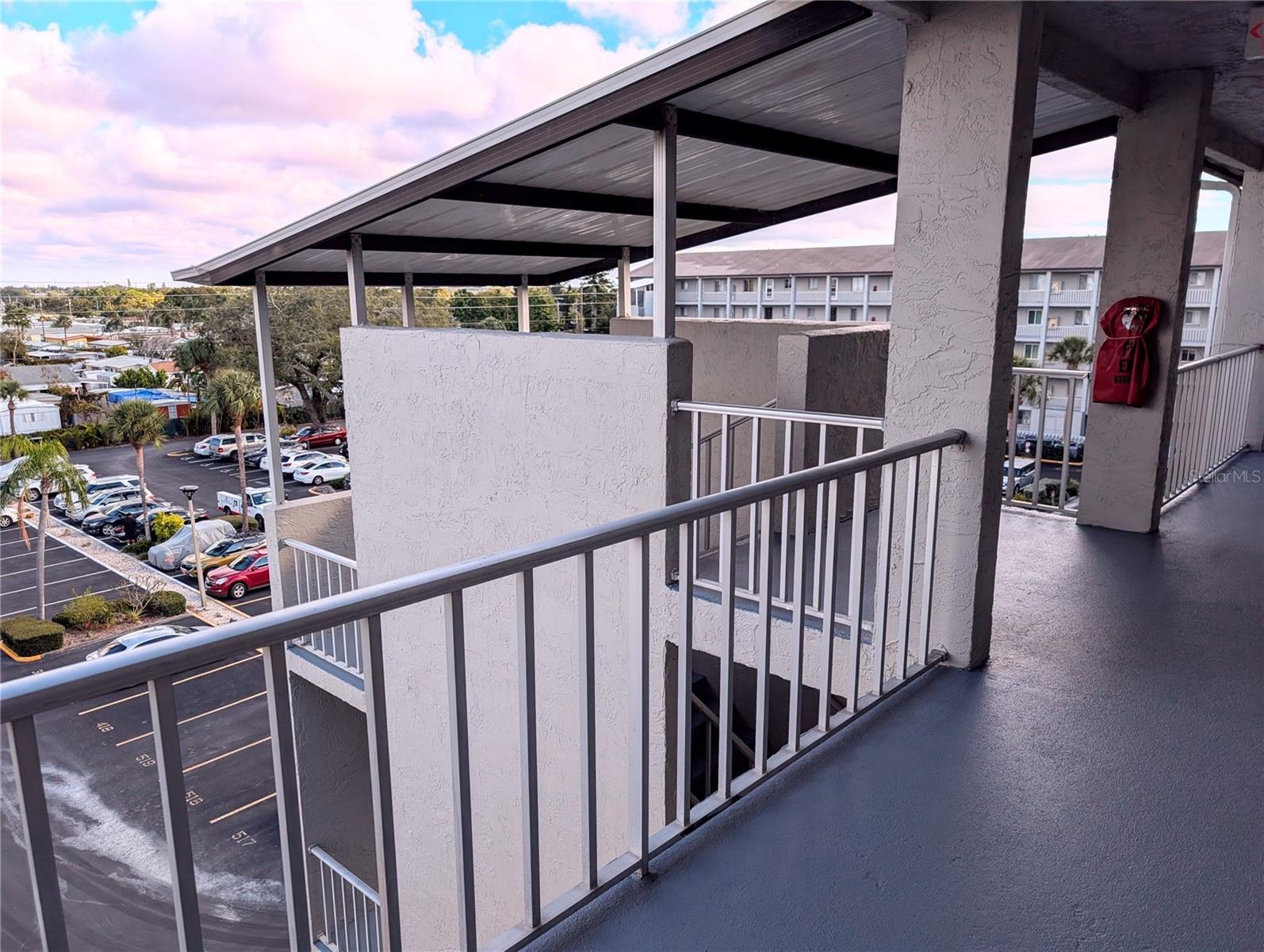 Image 30 of 48 For 3494 Lake Bayshore Drive P-520