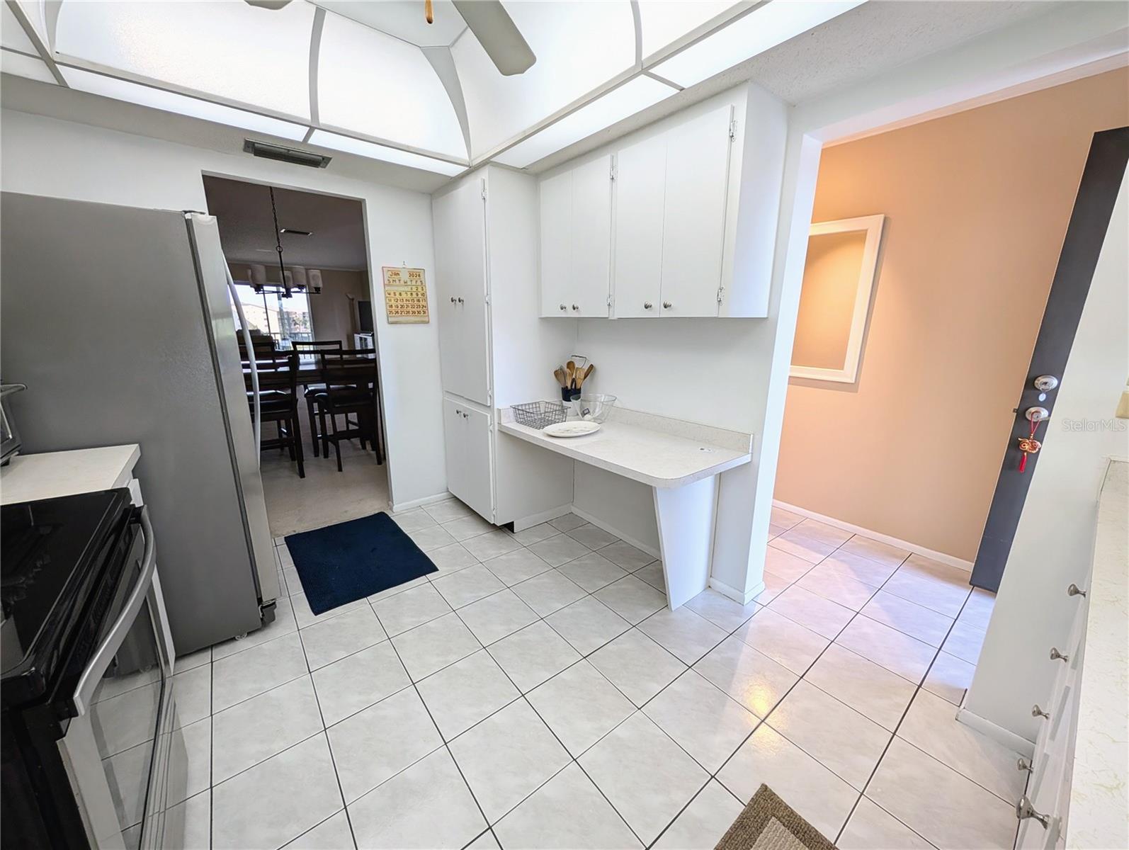 Image 5 of 48 For 3494 Lake Bayshore Drive P-520