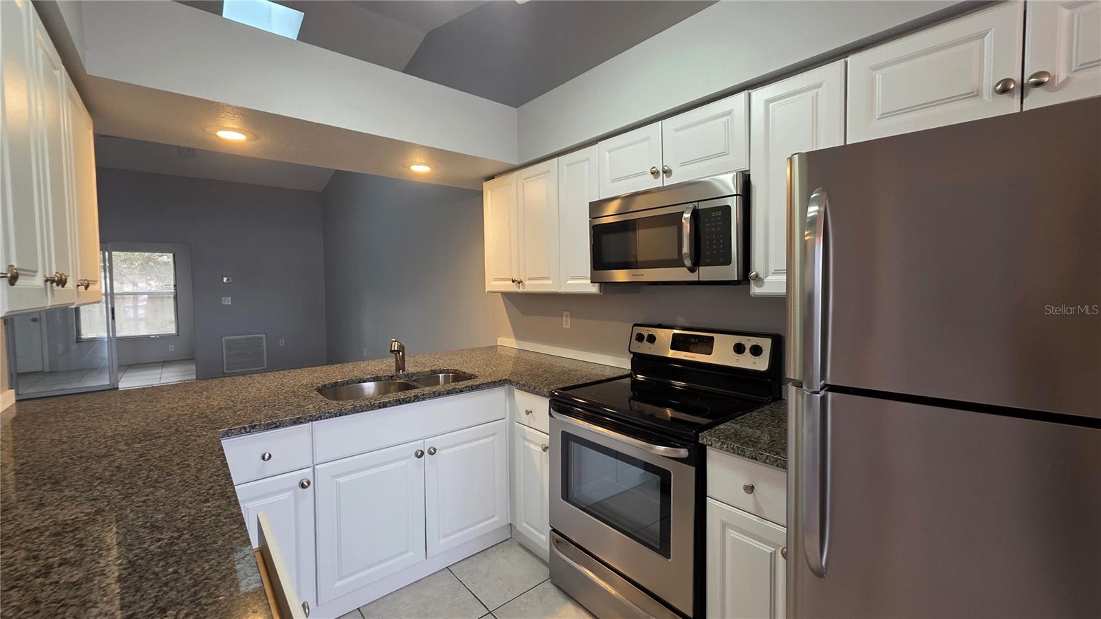 Image 4 of 17 For 2914 64th Street W