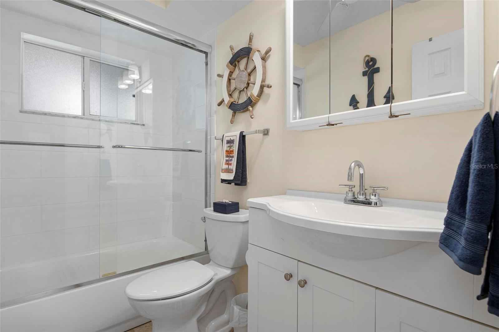 Image 27 of 28 For 3808 Gulf Of Mexico Drive E205